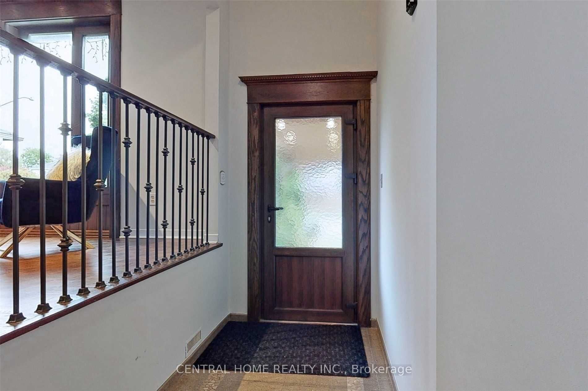 18 Mayvern Crescent Property Photo 26