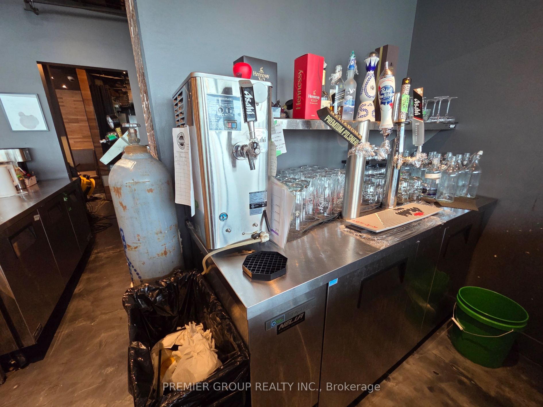 550 Highway 7 E 281-283 Property Photo 15
