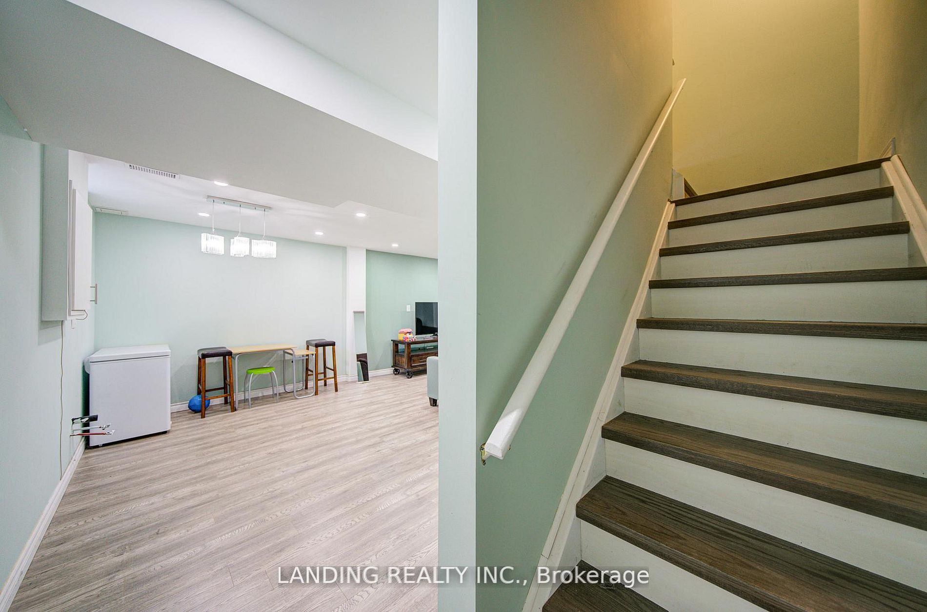 36 John Gary Drive Property Photo 31