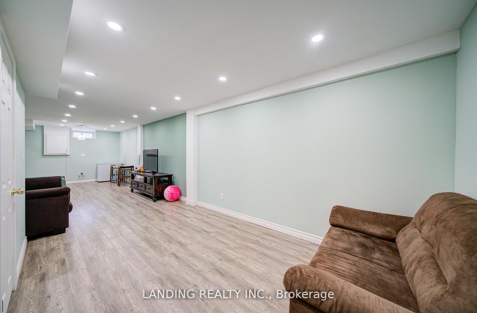 36 John Gary Drive Property Photo 32