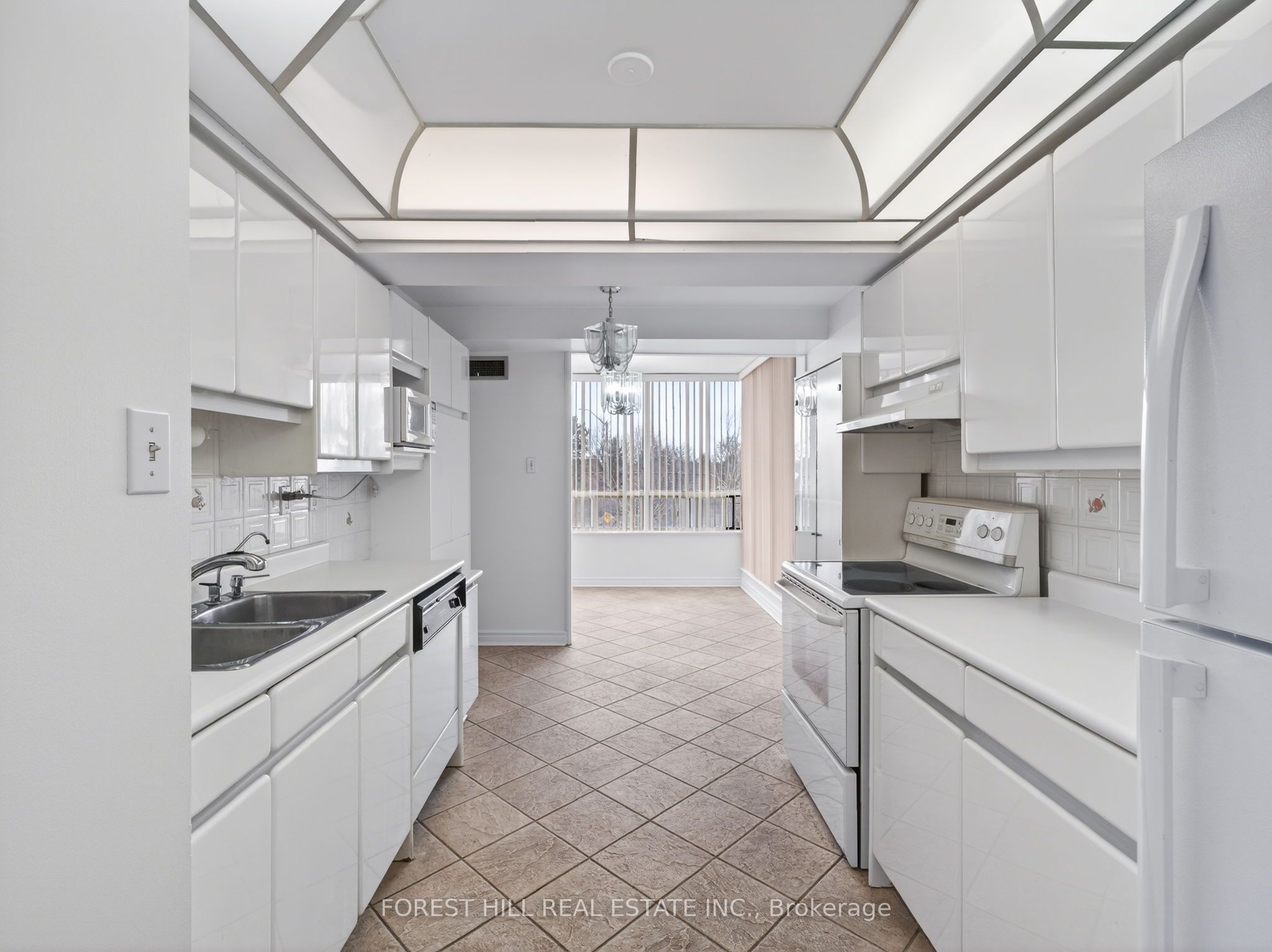 N13528512 Property Photo 6