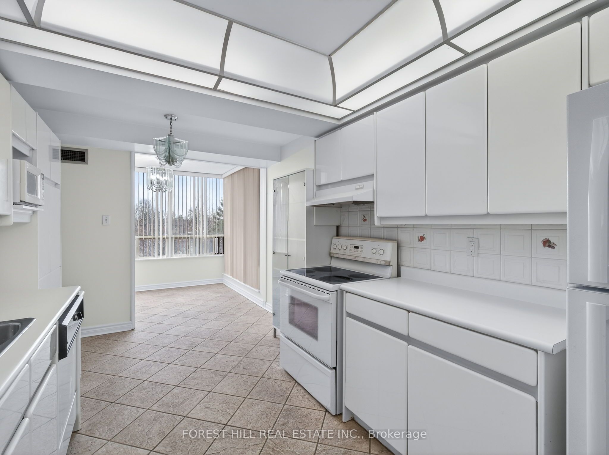 N13528512 Property Photo 7