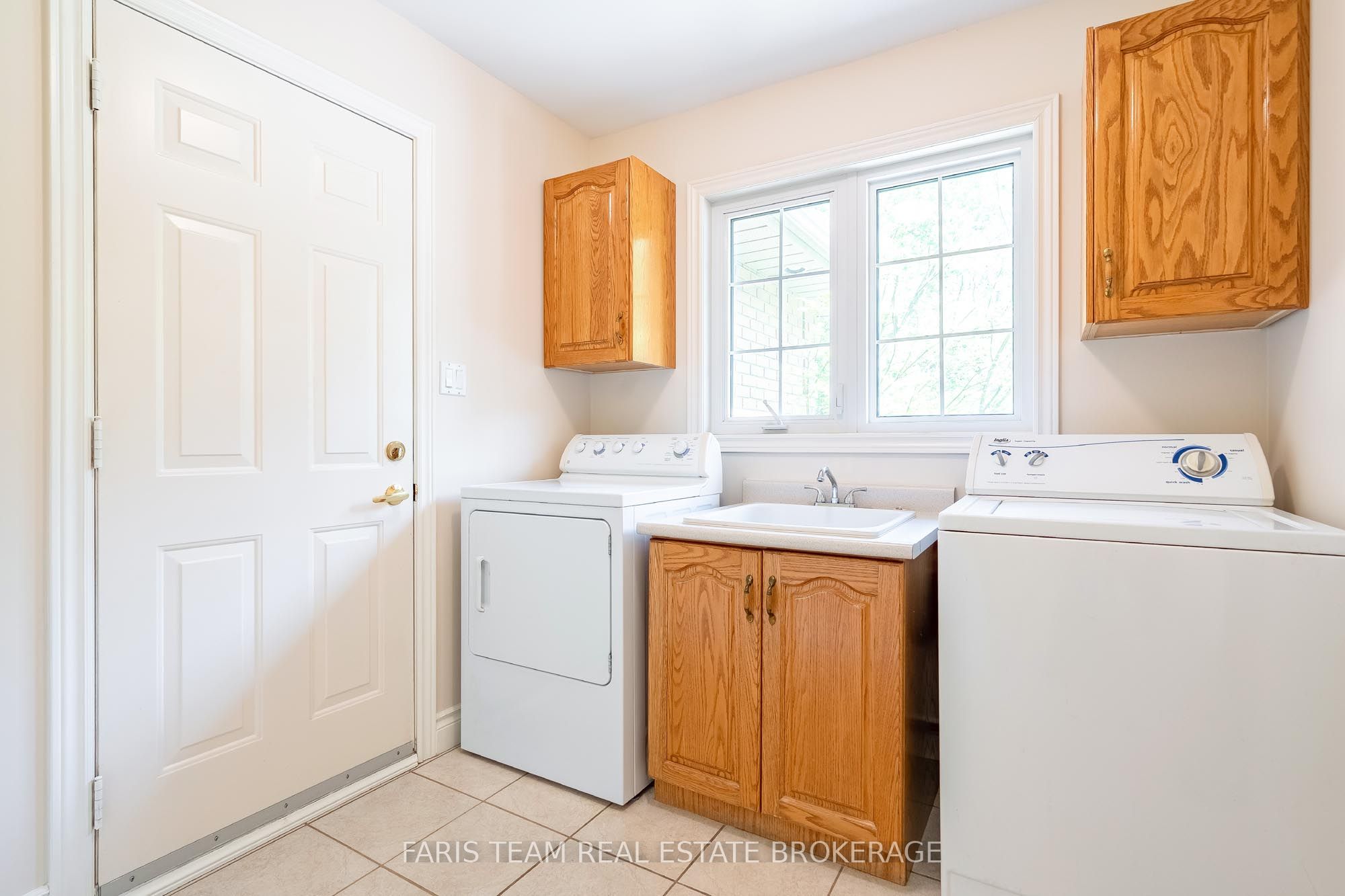 2088 Wilkinson Street Property Photo 29