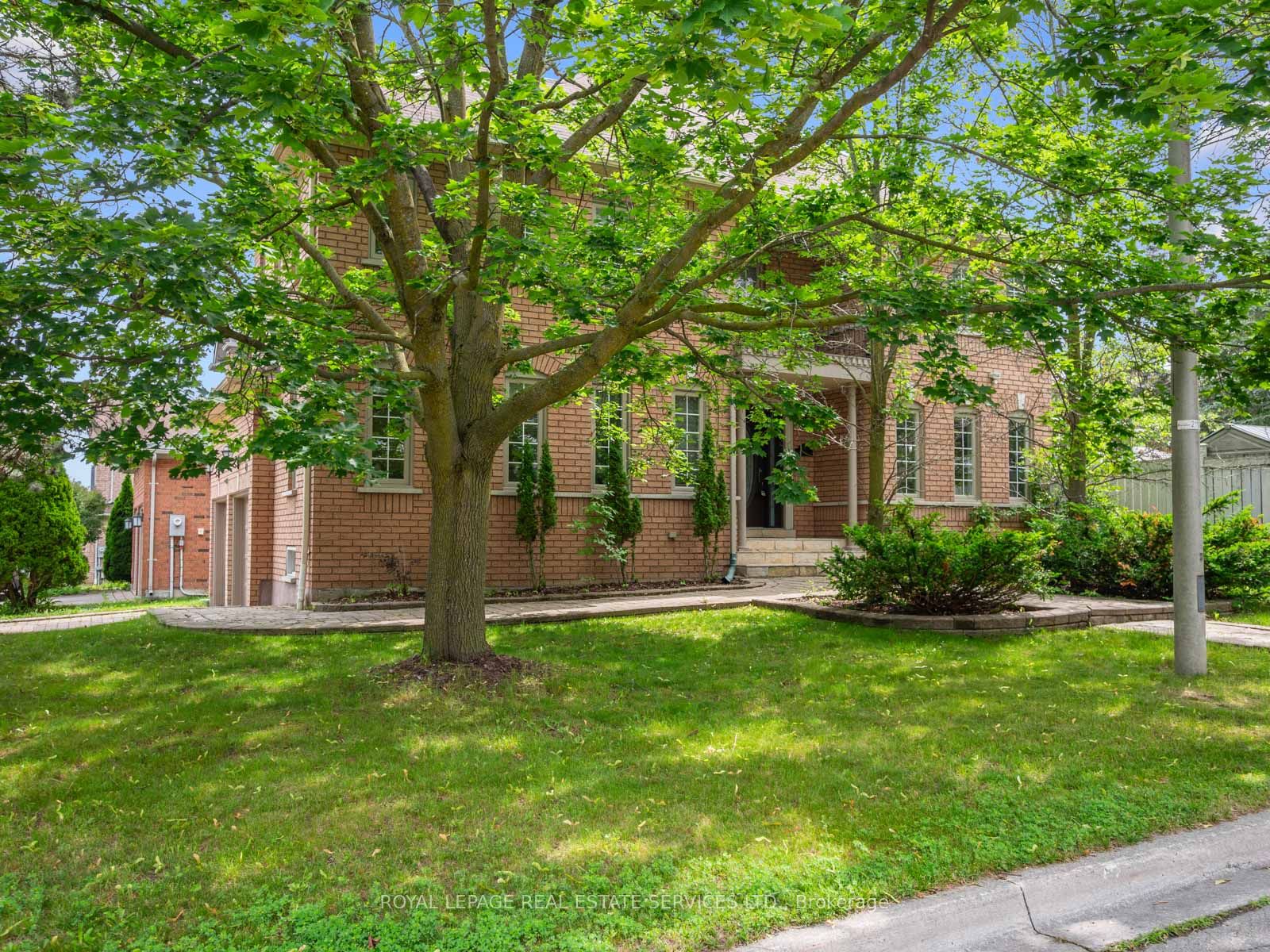 63 Deerglen Terrace Property Photo 3