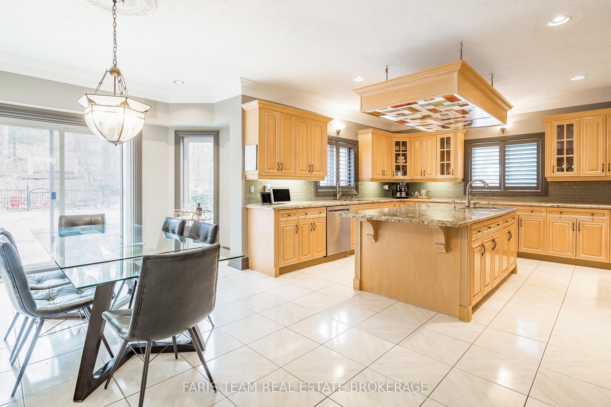 1762 Wilkinson Street Property Photo 7