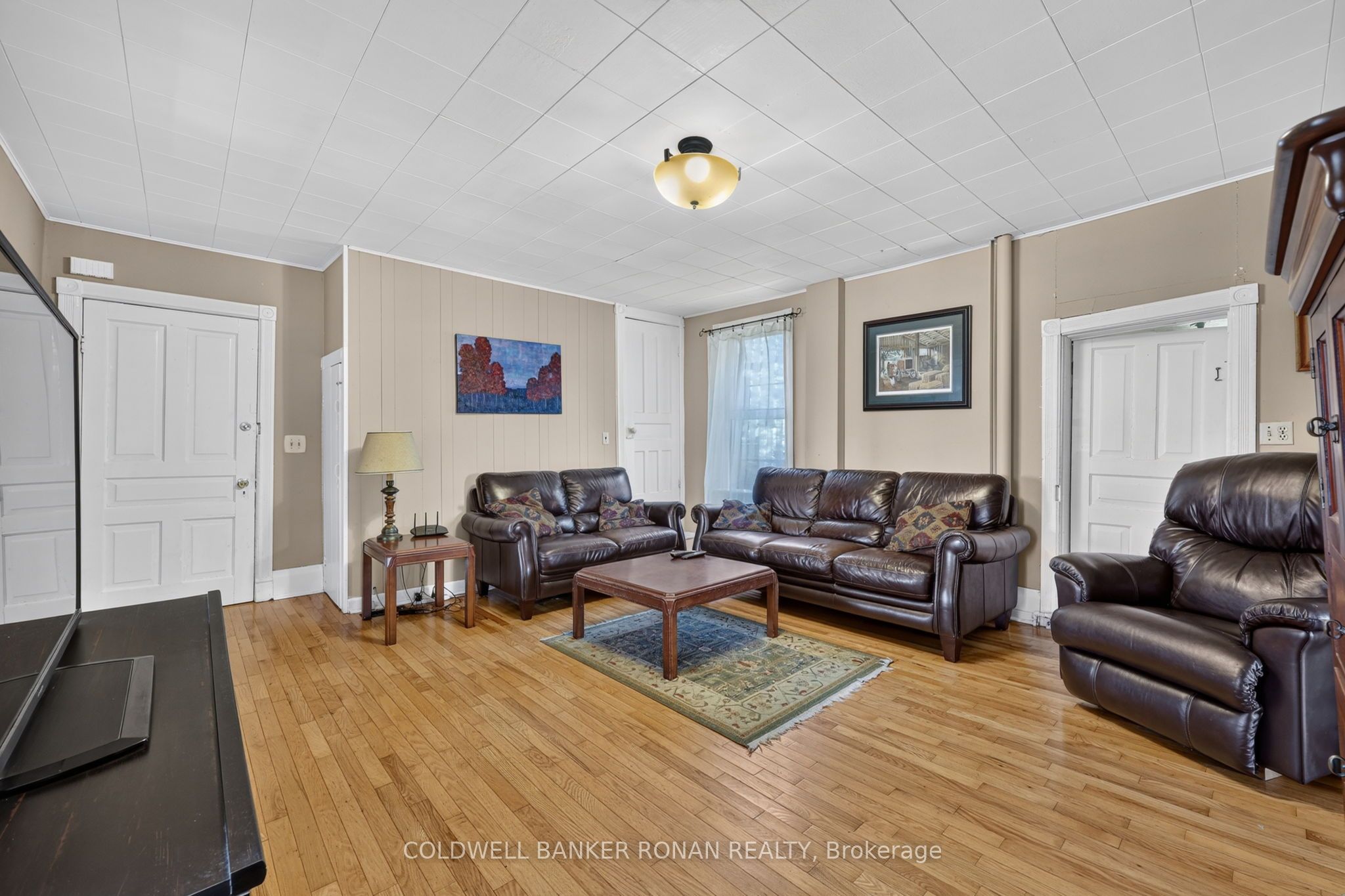 8562/8587 6th Line Property Photo 23