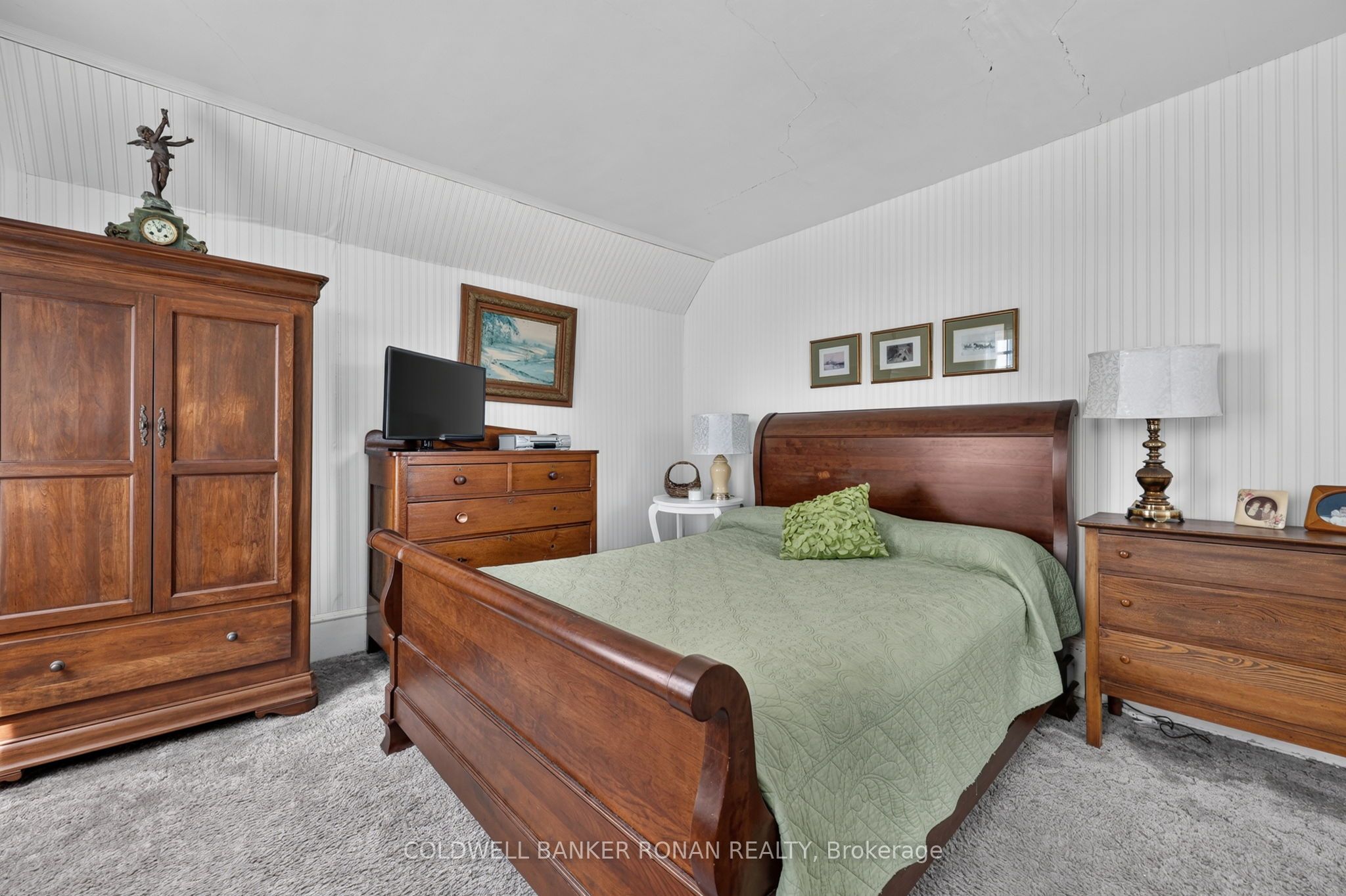 8562/8587 6th Line Property Photo 30