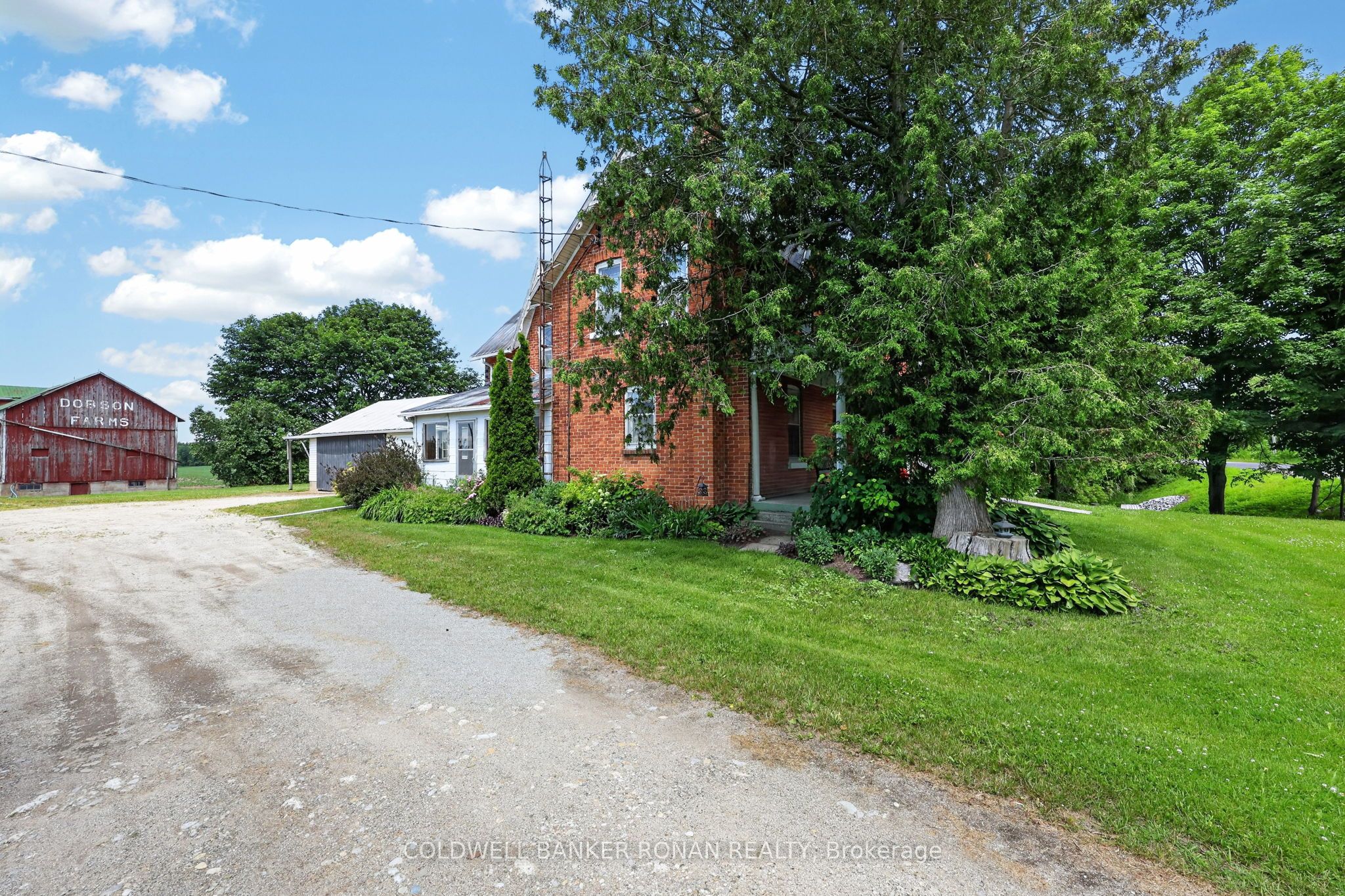 8562/8587 6th Line Property Photo 43