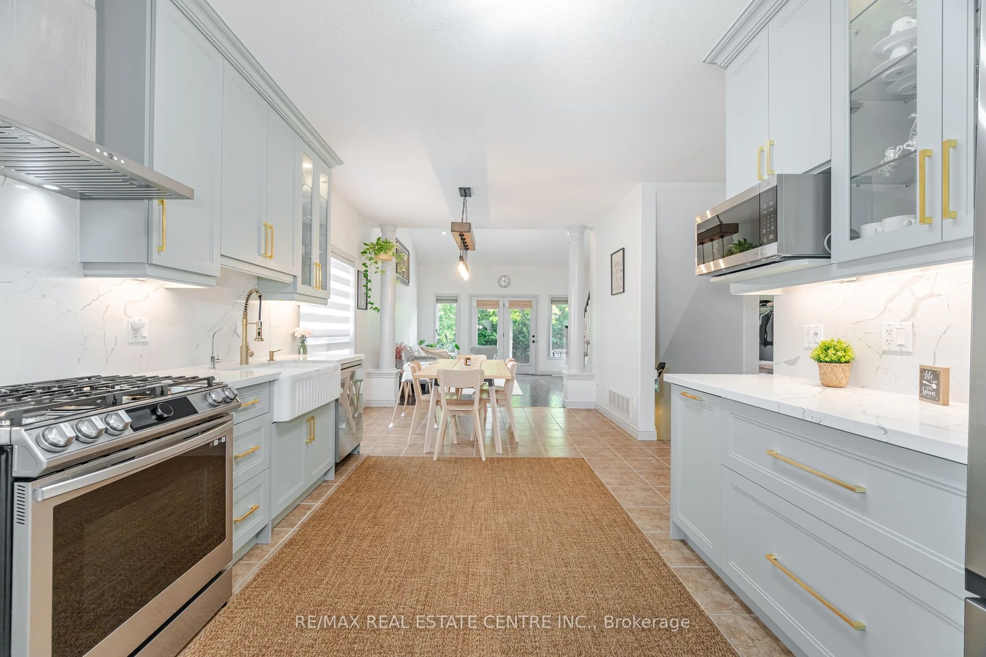 39 Stoneham Street Property Photo 6