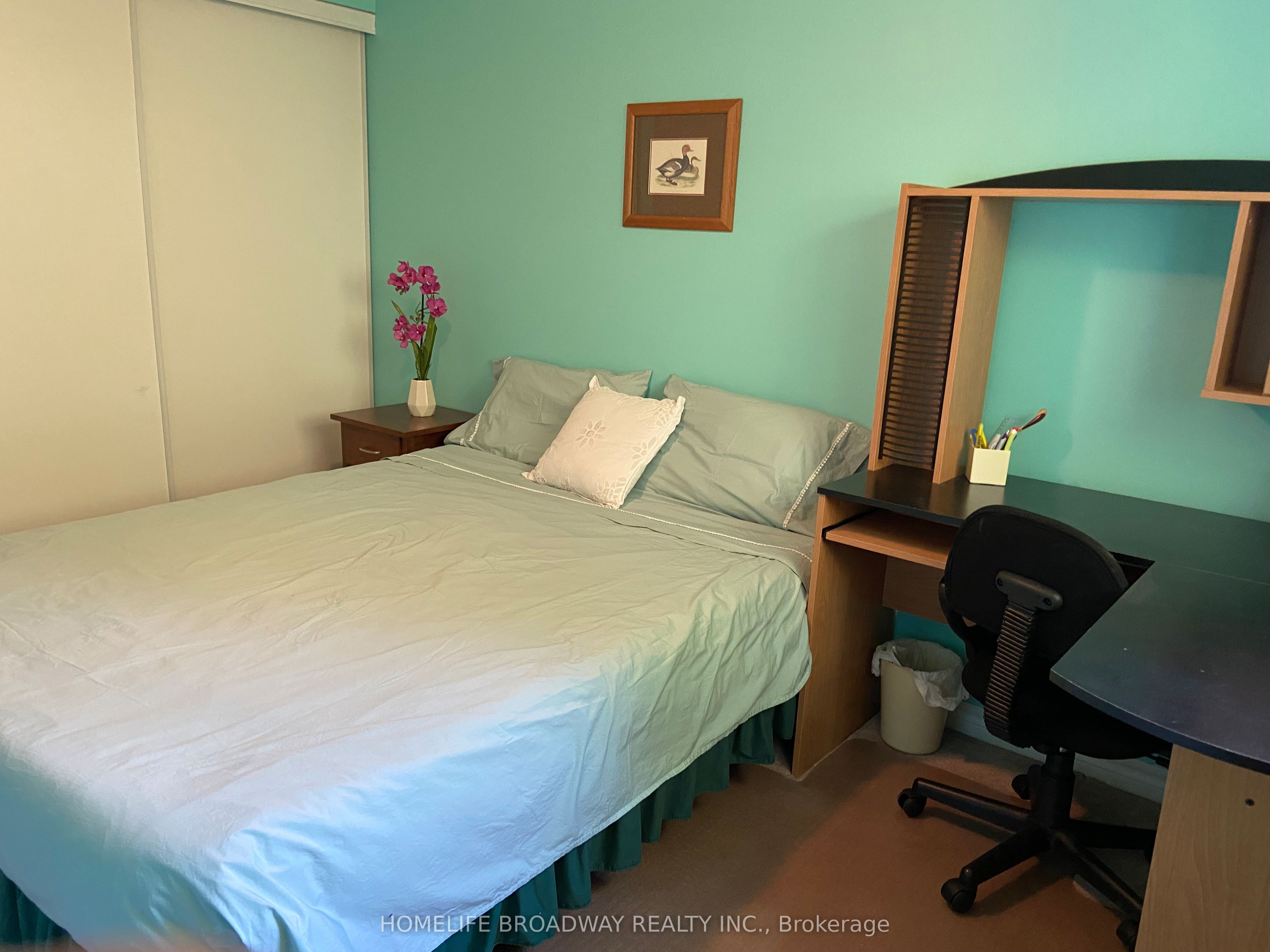 517 Jack Giles Circle 26 Property Photo 14