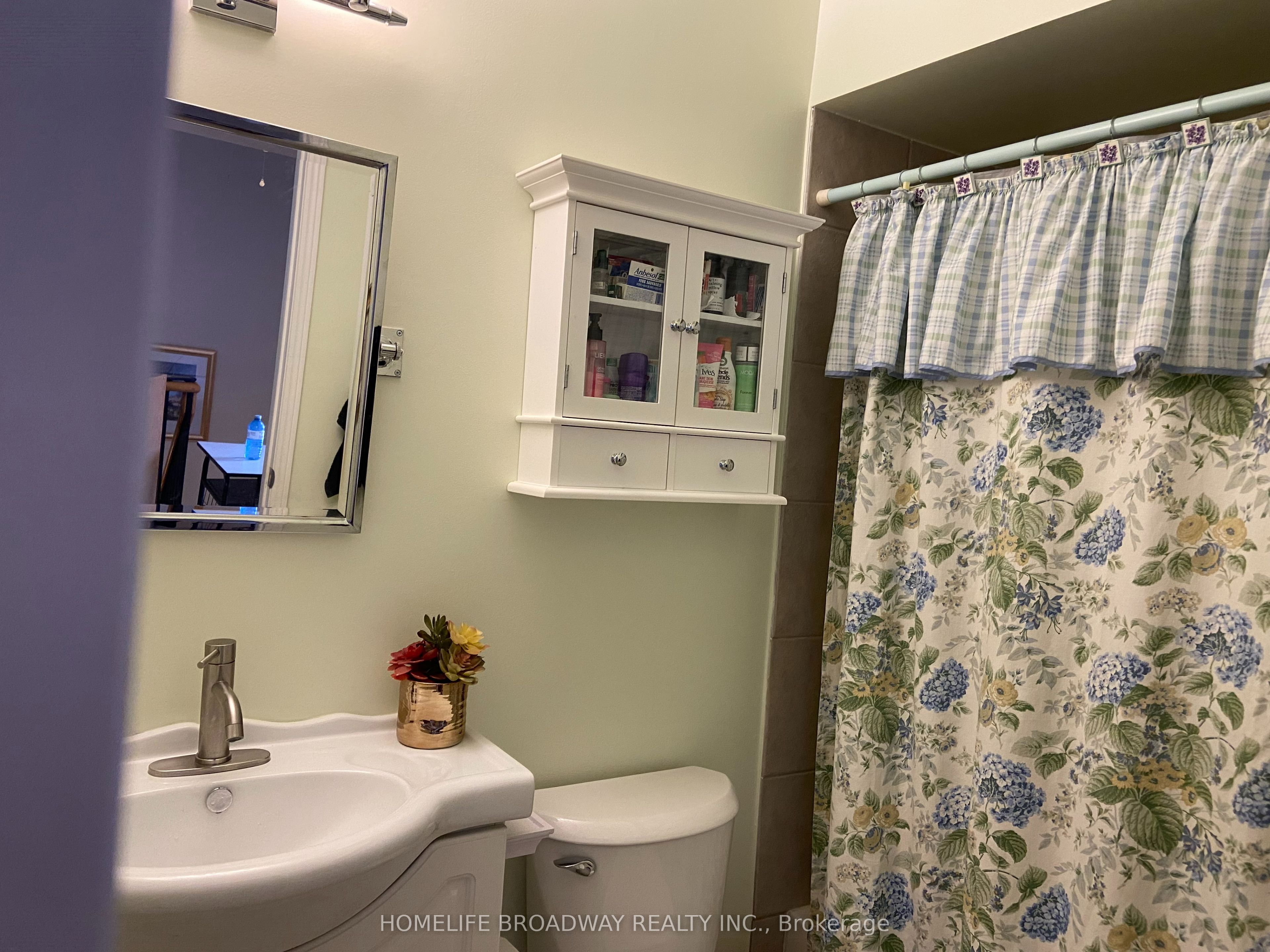 517 Jack Giles Circle 26 Property Photo 16
