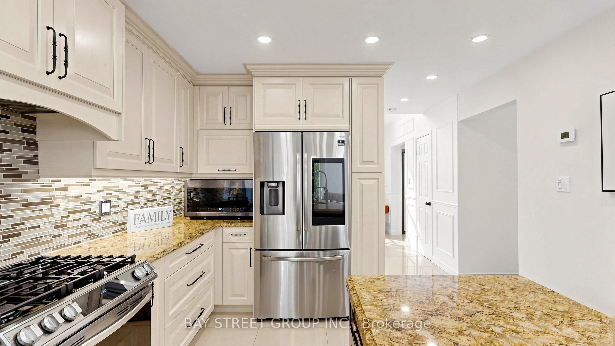 26 Kew Gardens Property Photo 10