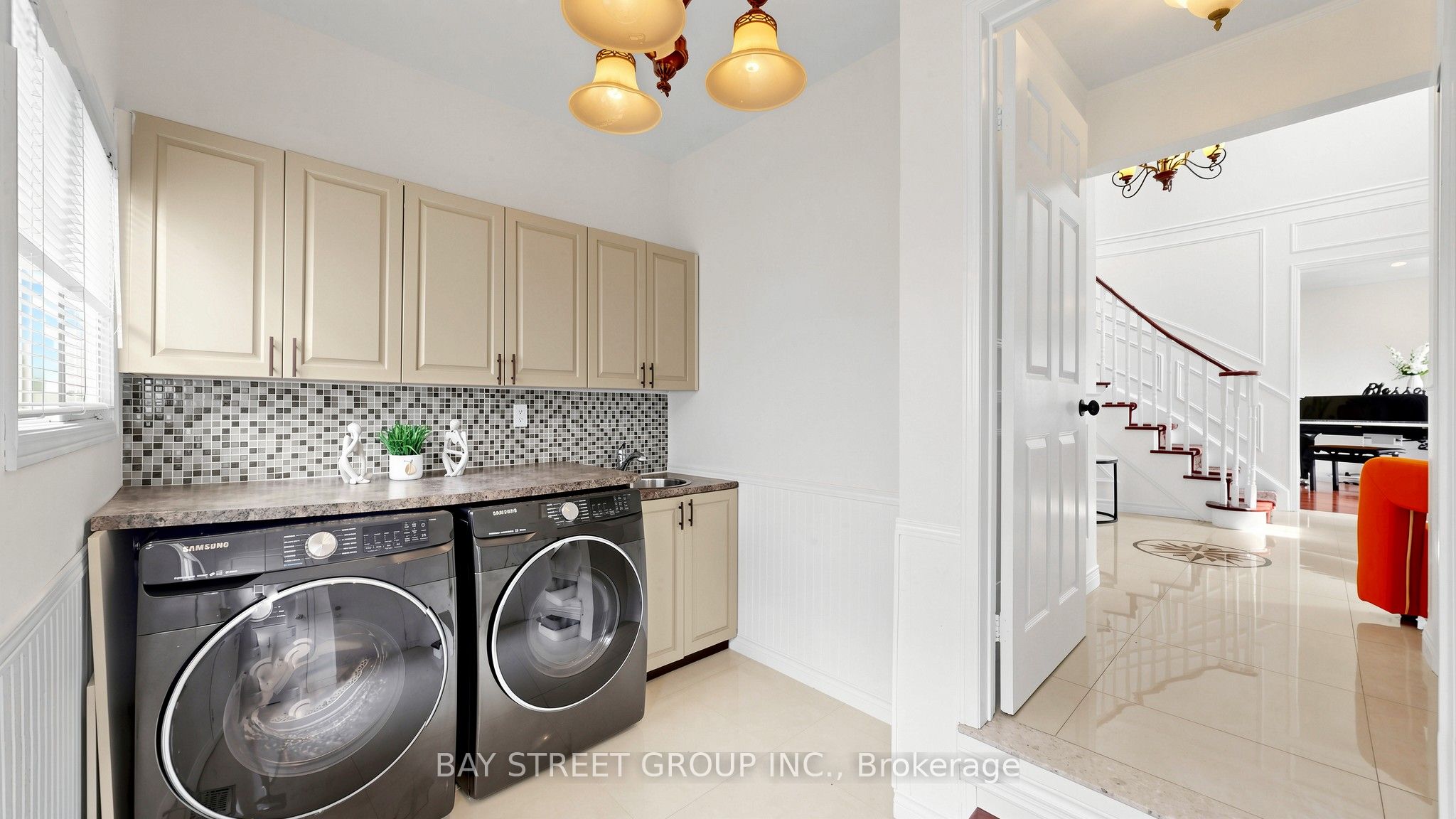 26 Kew Gardens Property Photo 13