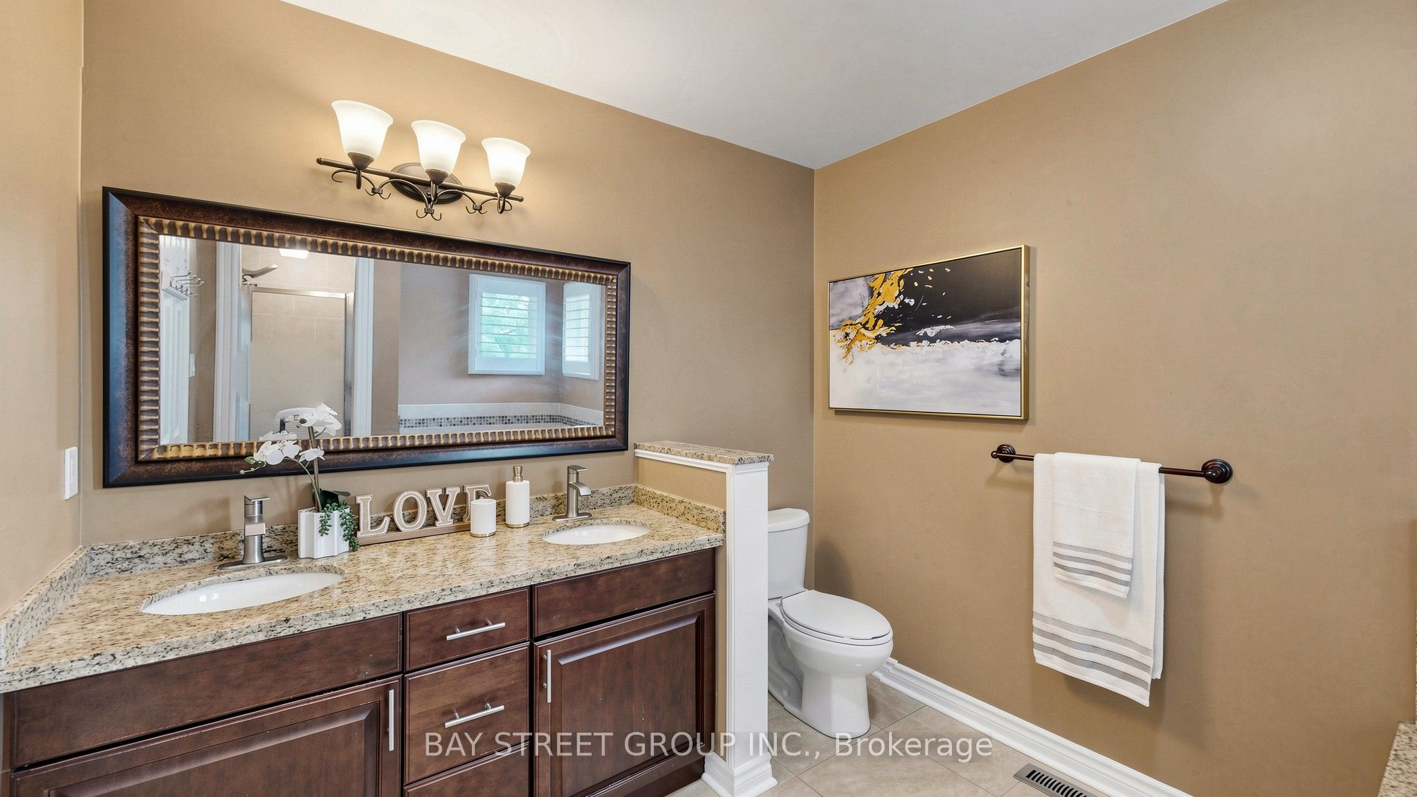 26 Kew Gardens Property Photo 23