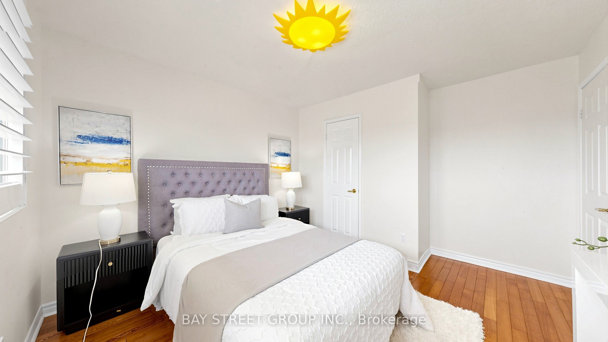26 Kew Gardens Property Photo 30