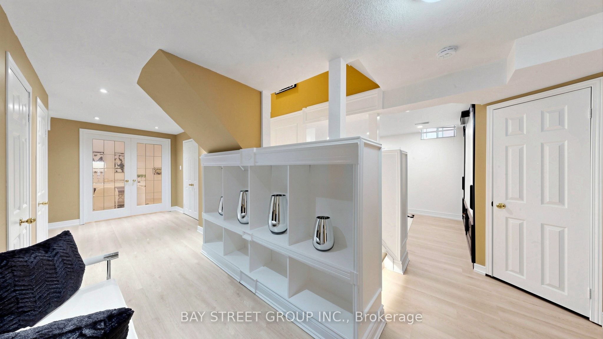 26 Kew Gardens Property Photo 34