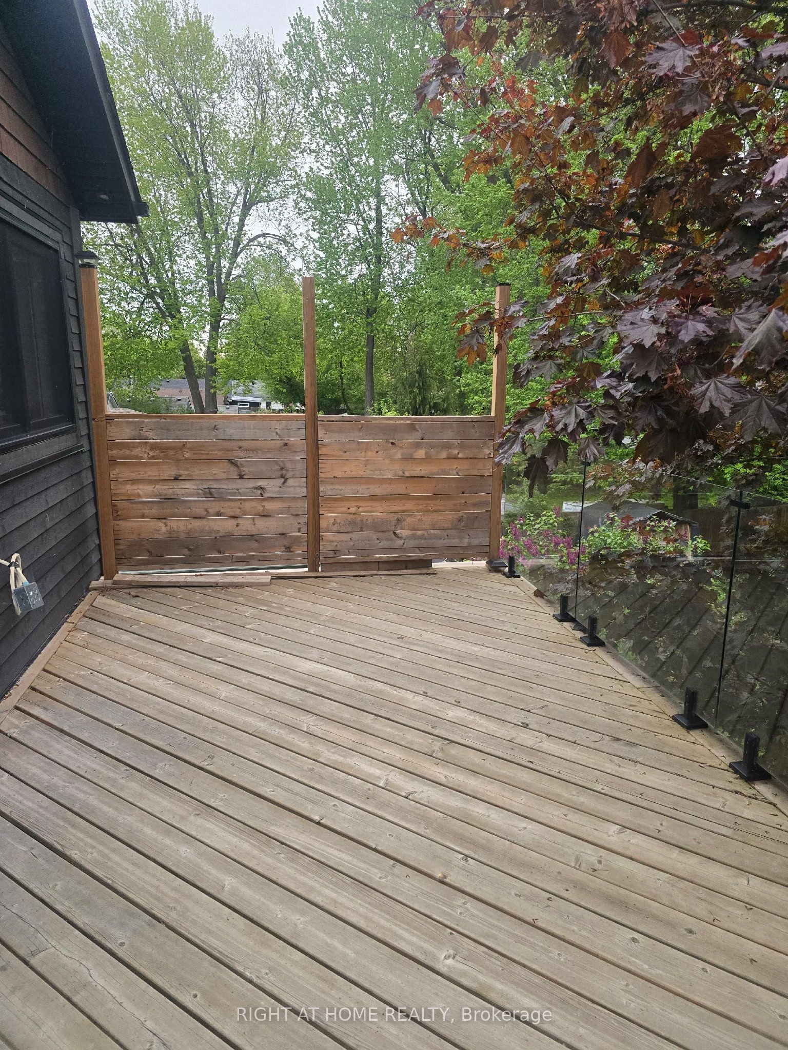 215 Bayview Avenue Property Photo 11
