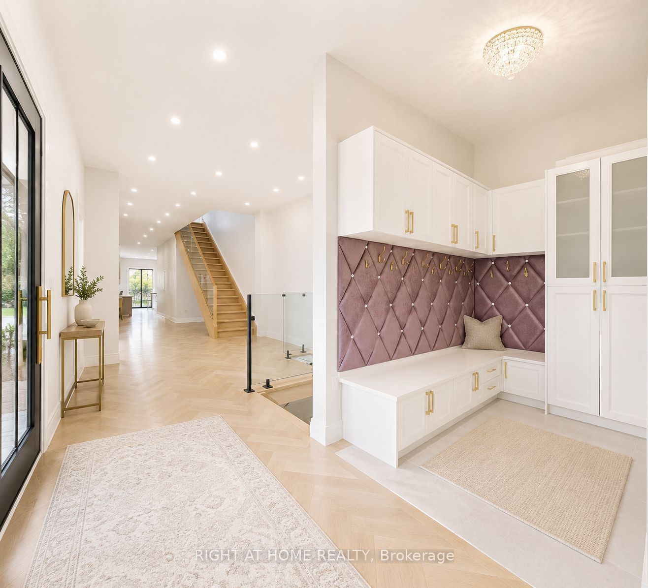 215 Bayview Avenue Property Photo 19