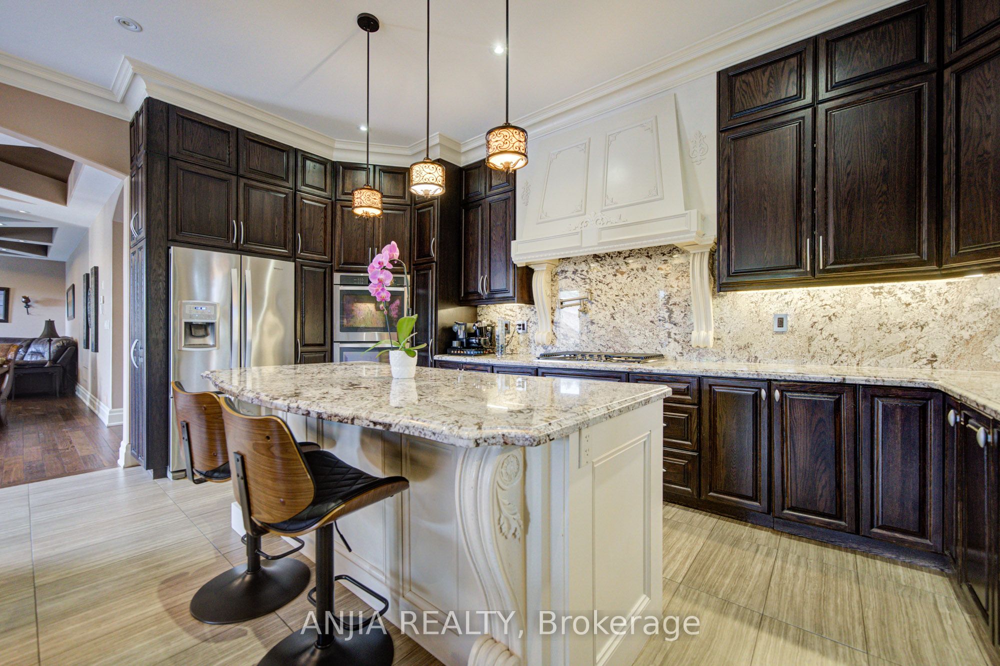 452 Fernleigh Circle S Property Photo 14