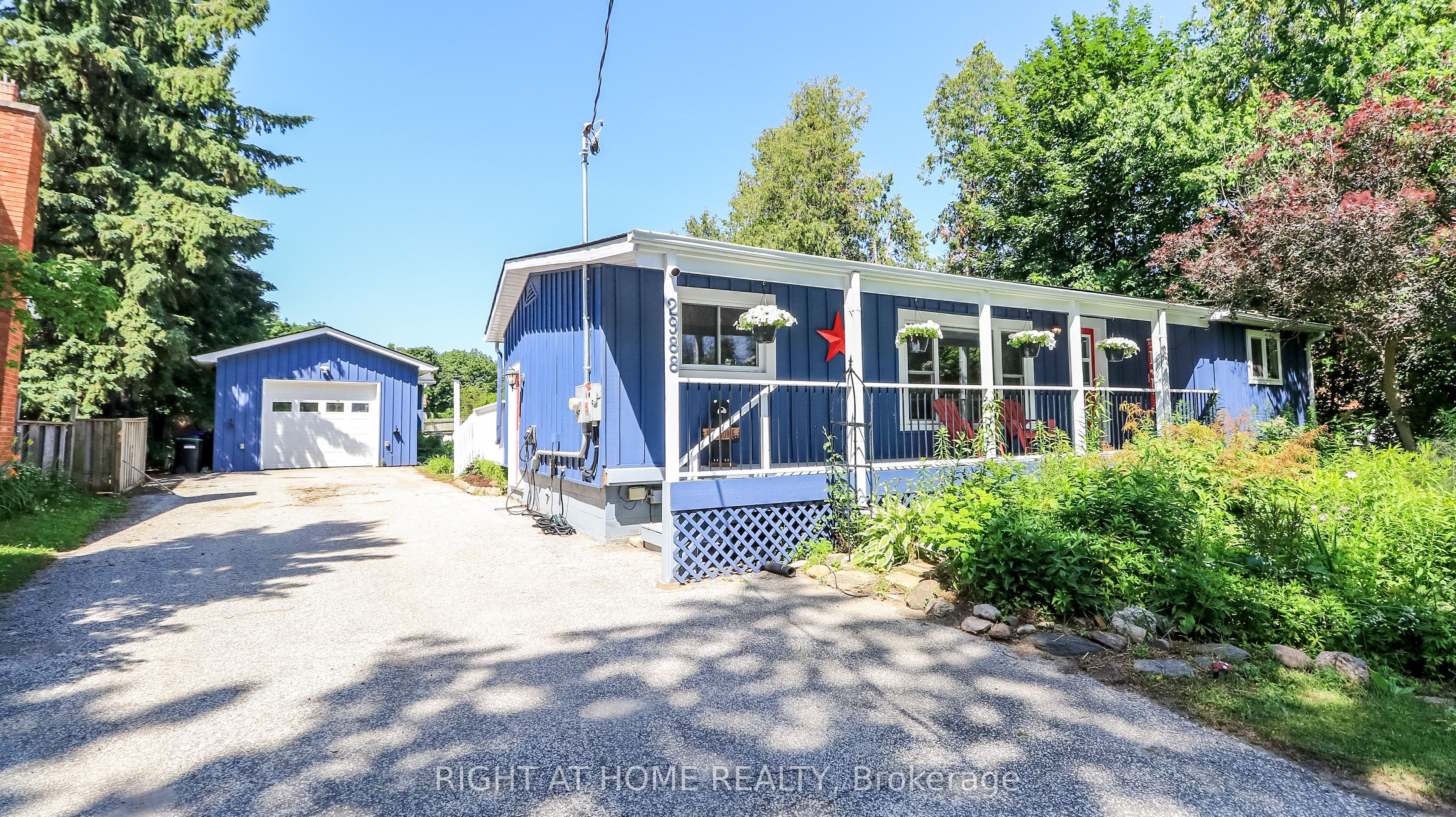 2988 25th Sideroad Property Photo 8
