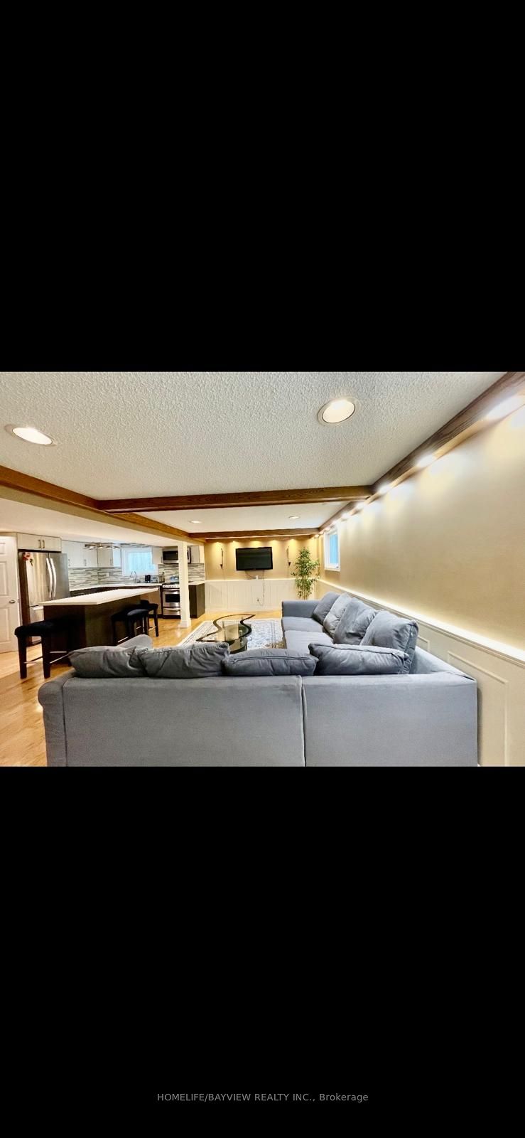 32 Blue Spruce Lane Property Photo 6