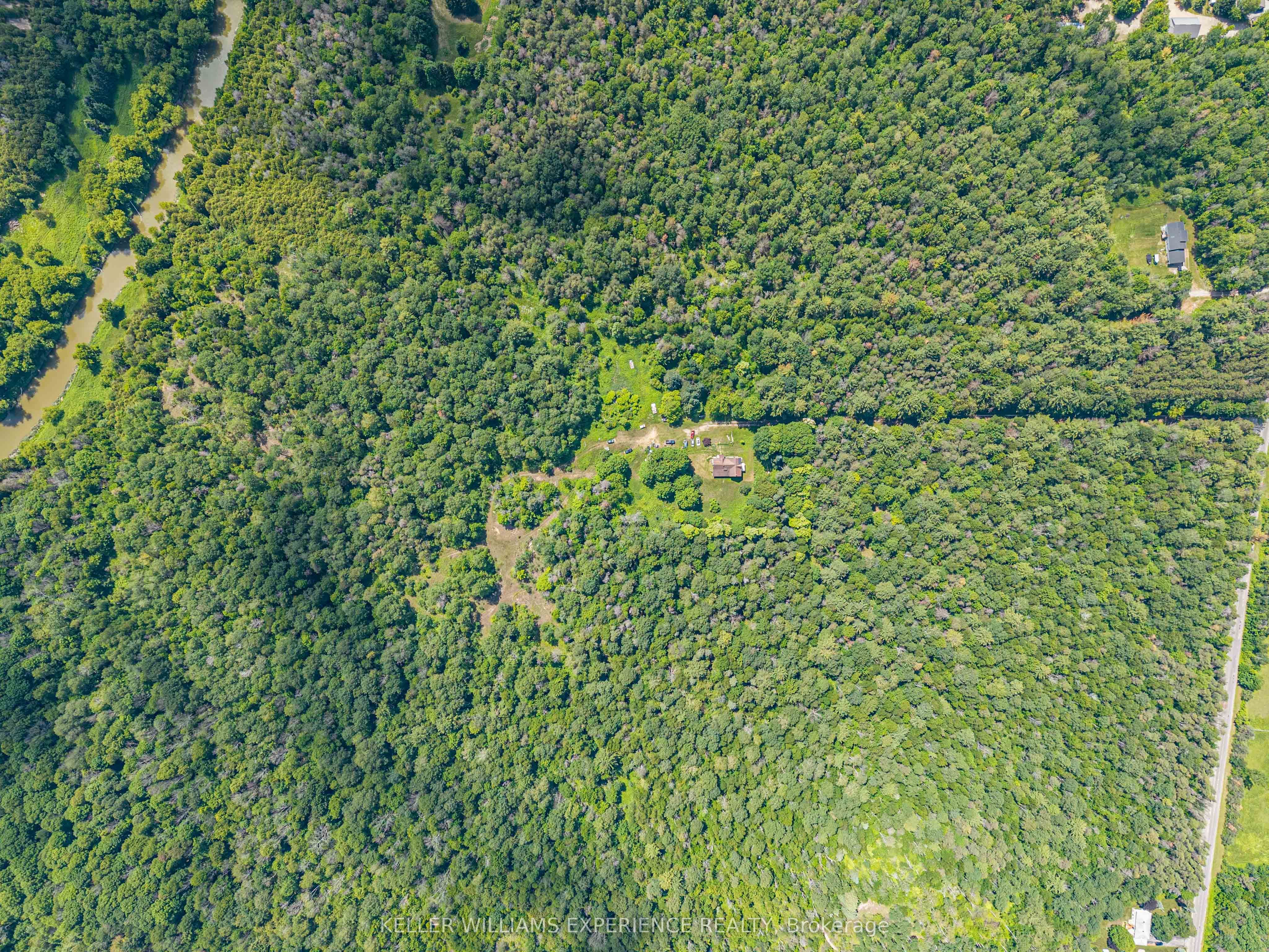 8137 4th Line Property Photo 16