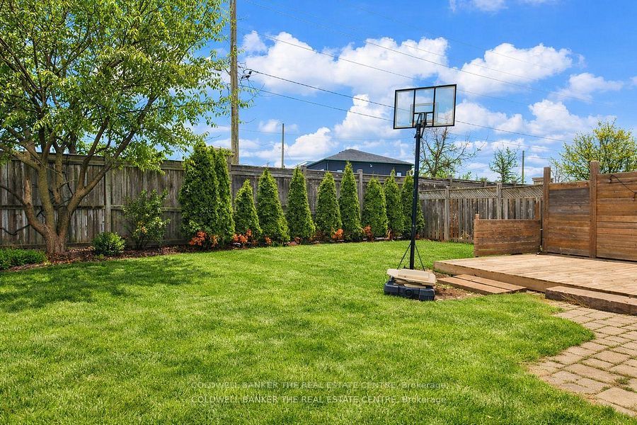 217 Stonebriar Drive N Property Photo 2