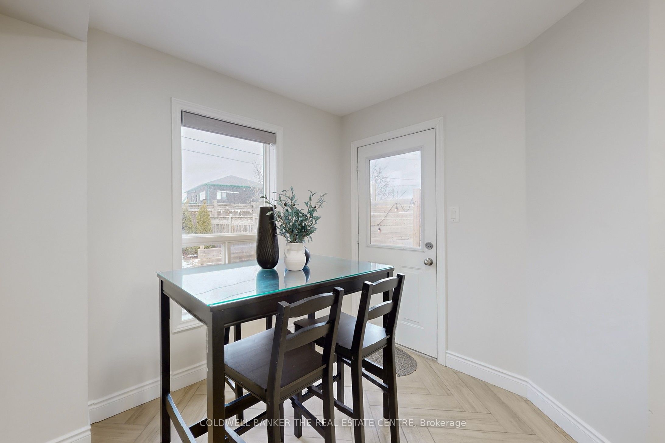 217 Stonebriar Drive N Property Photo 10
