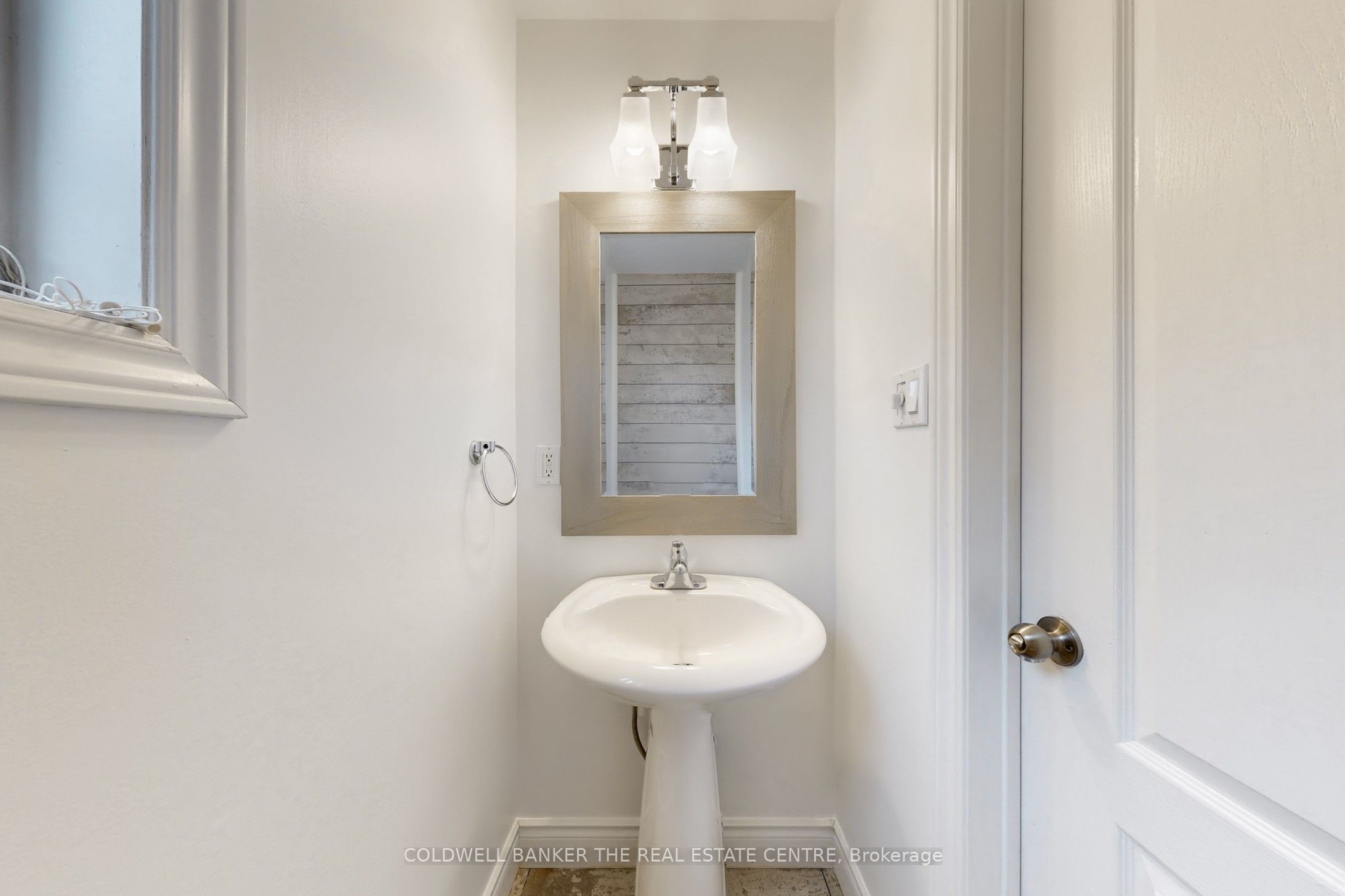 217 Stonebriar Drive N Property Photo 13