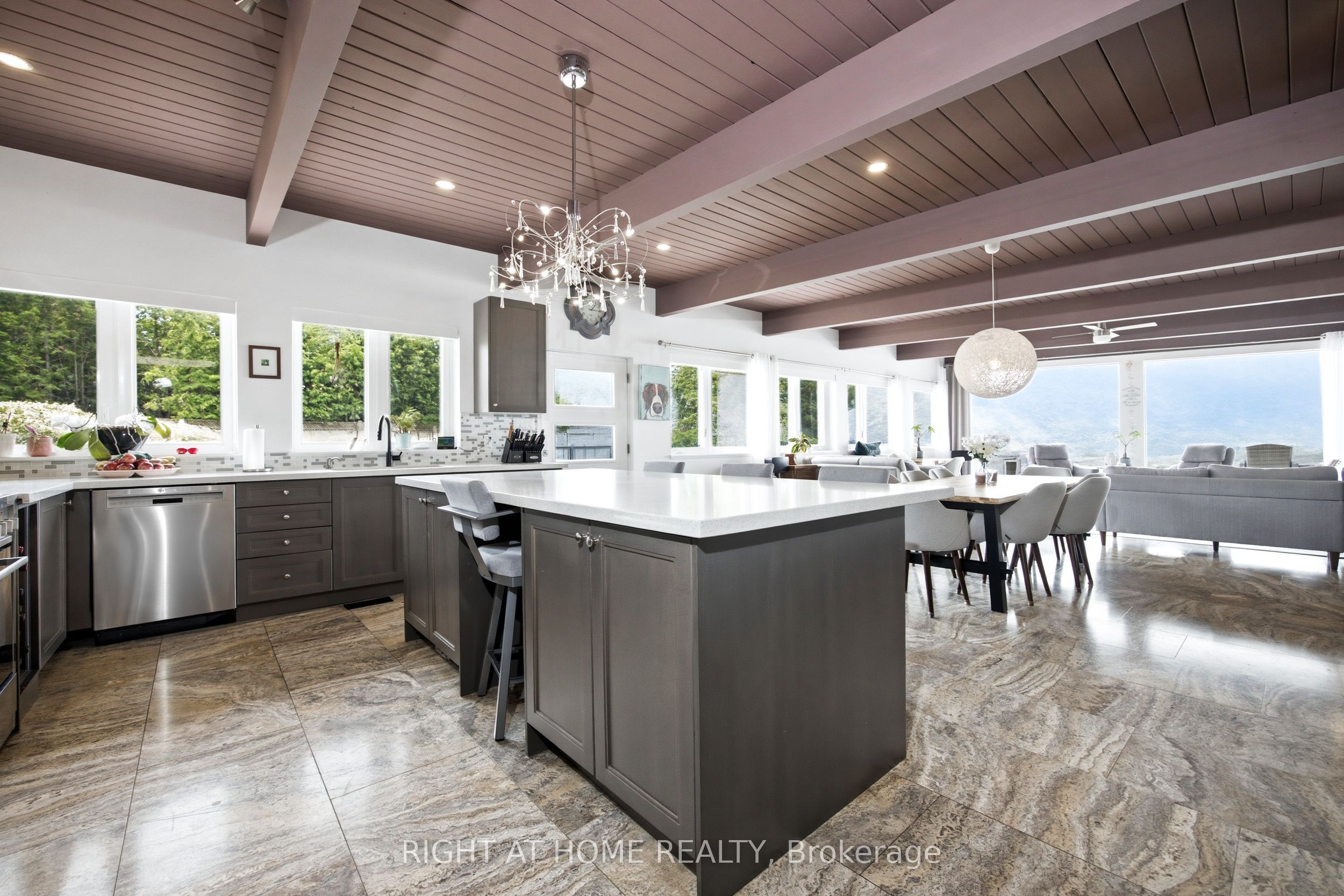 25260 Maple Beach Road Property Photo 3