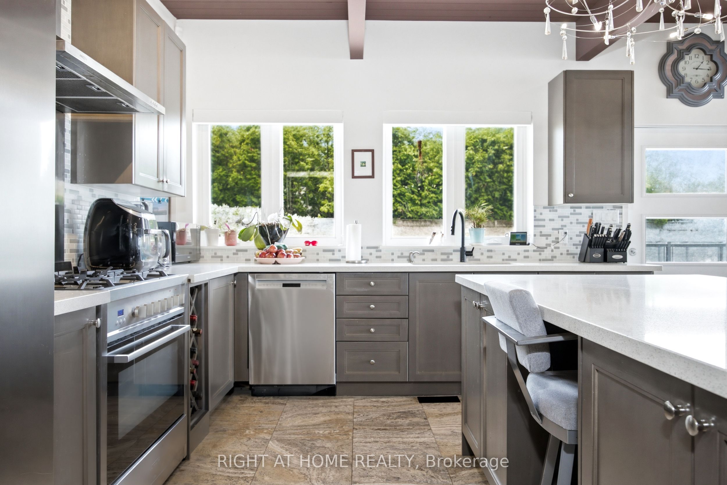 25260 Maple Beach Road Property Photo 4