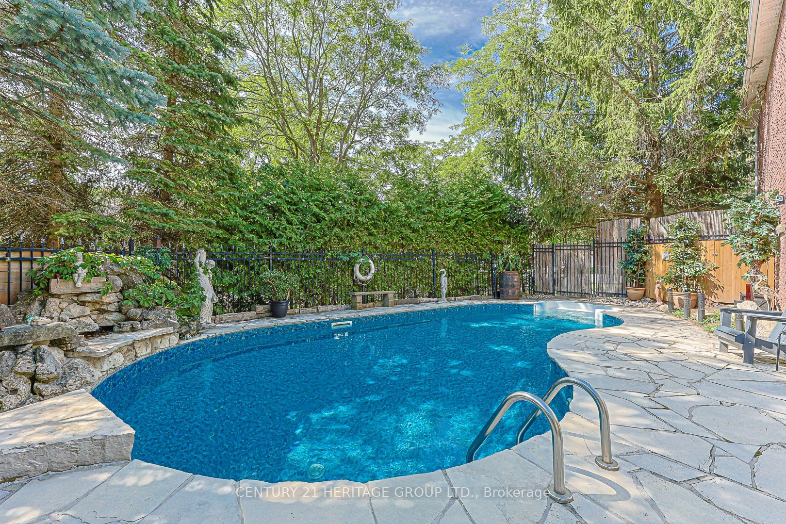 169 Delayne Drive Property Photo 1