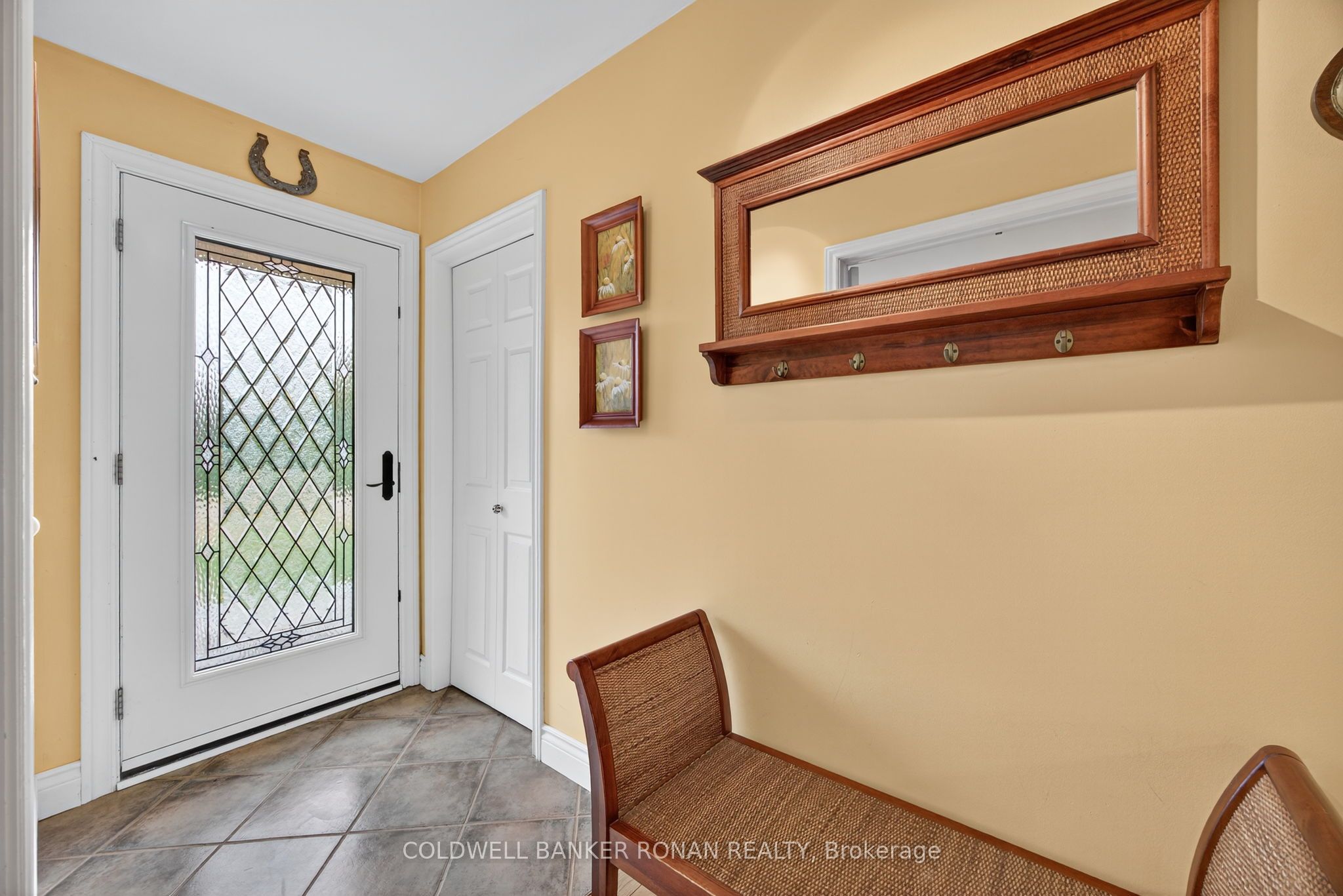 6976 2nd Line Property Photo 5