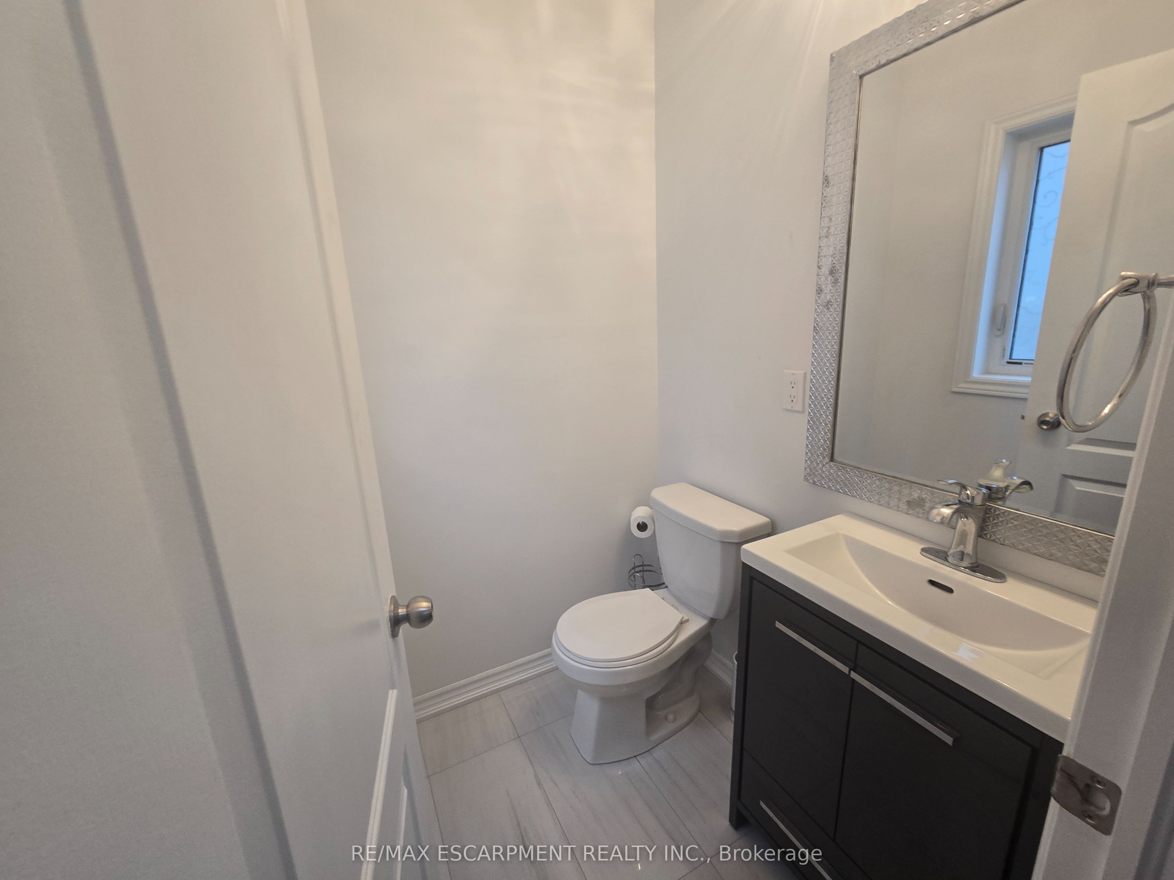 175 Gold Park Gate Property Photo 20