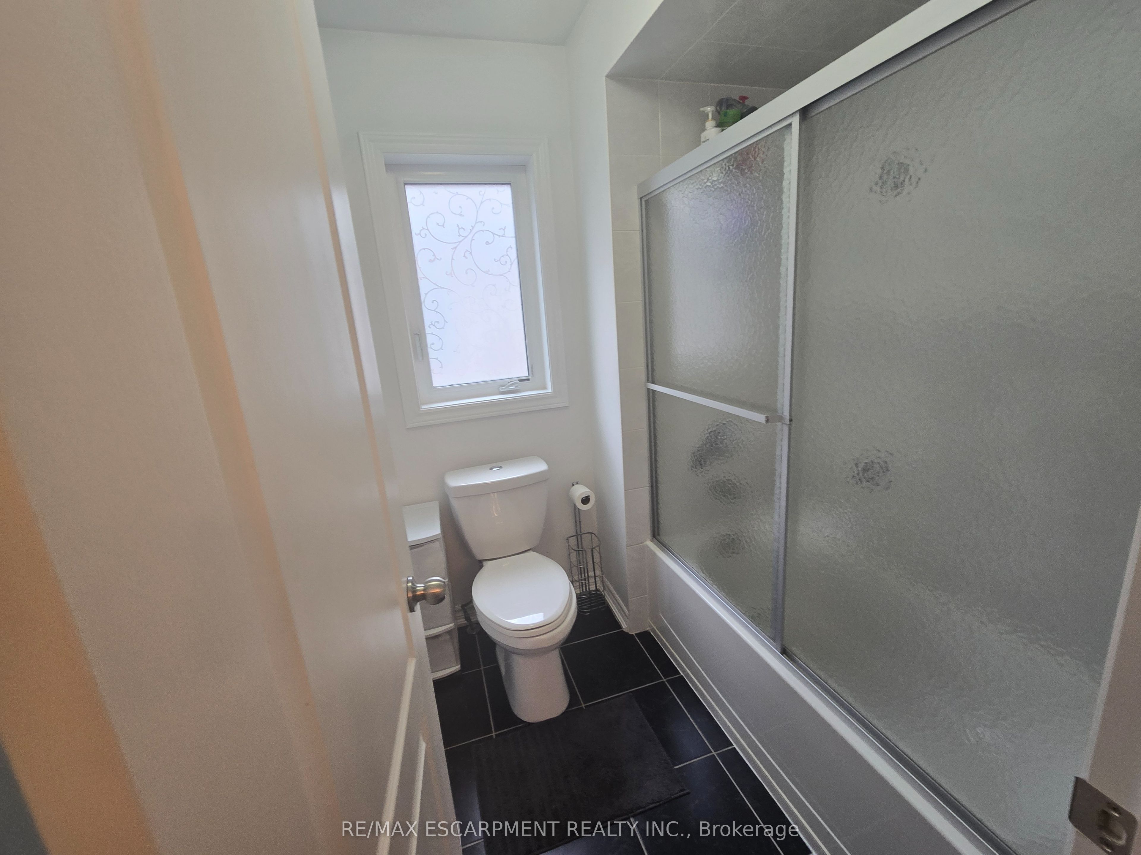 175 Gold Park Gate Property Photo 23