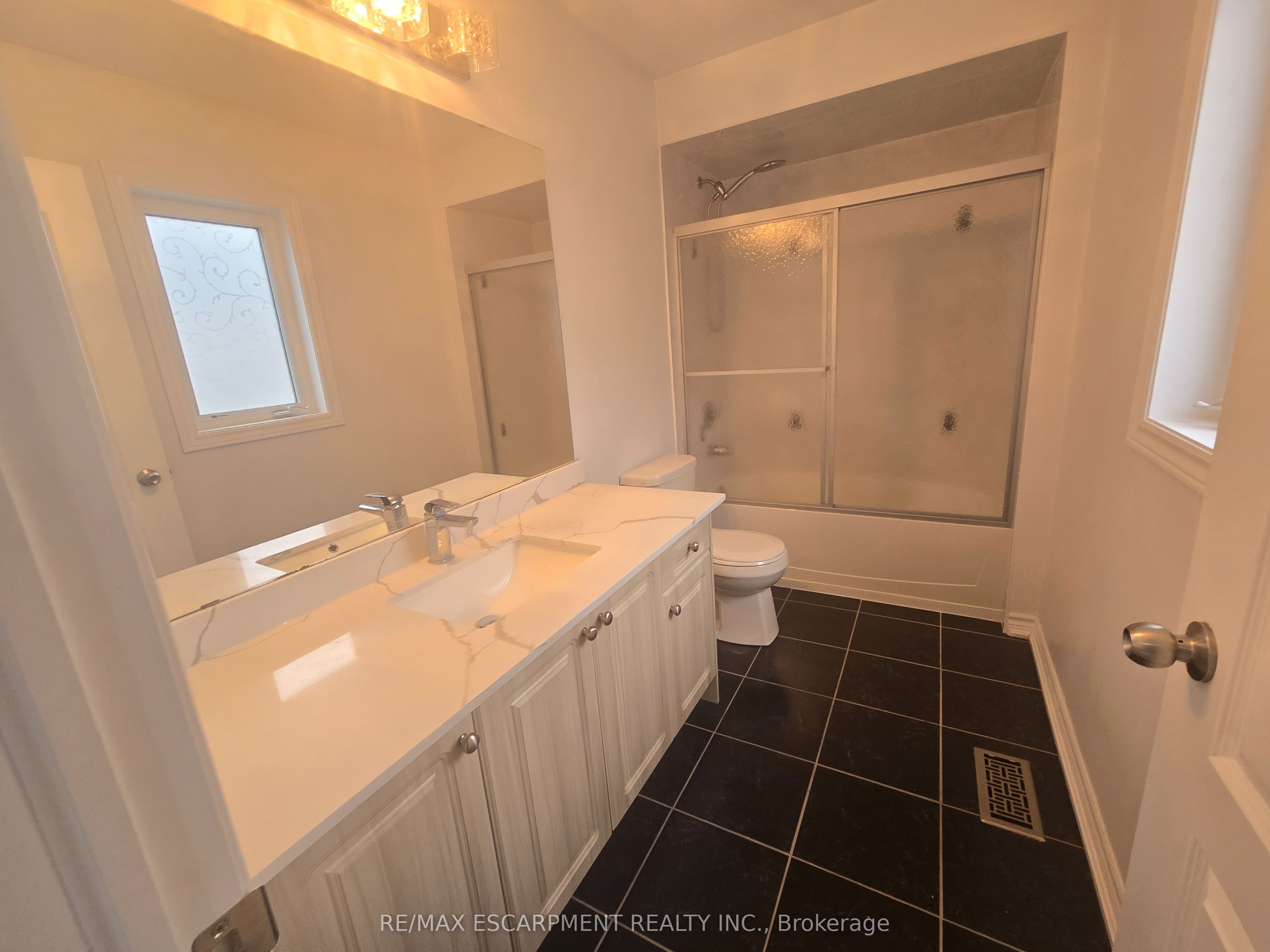 175 Gold Park Gate Property Photo 25
