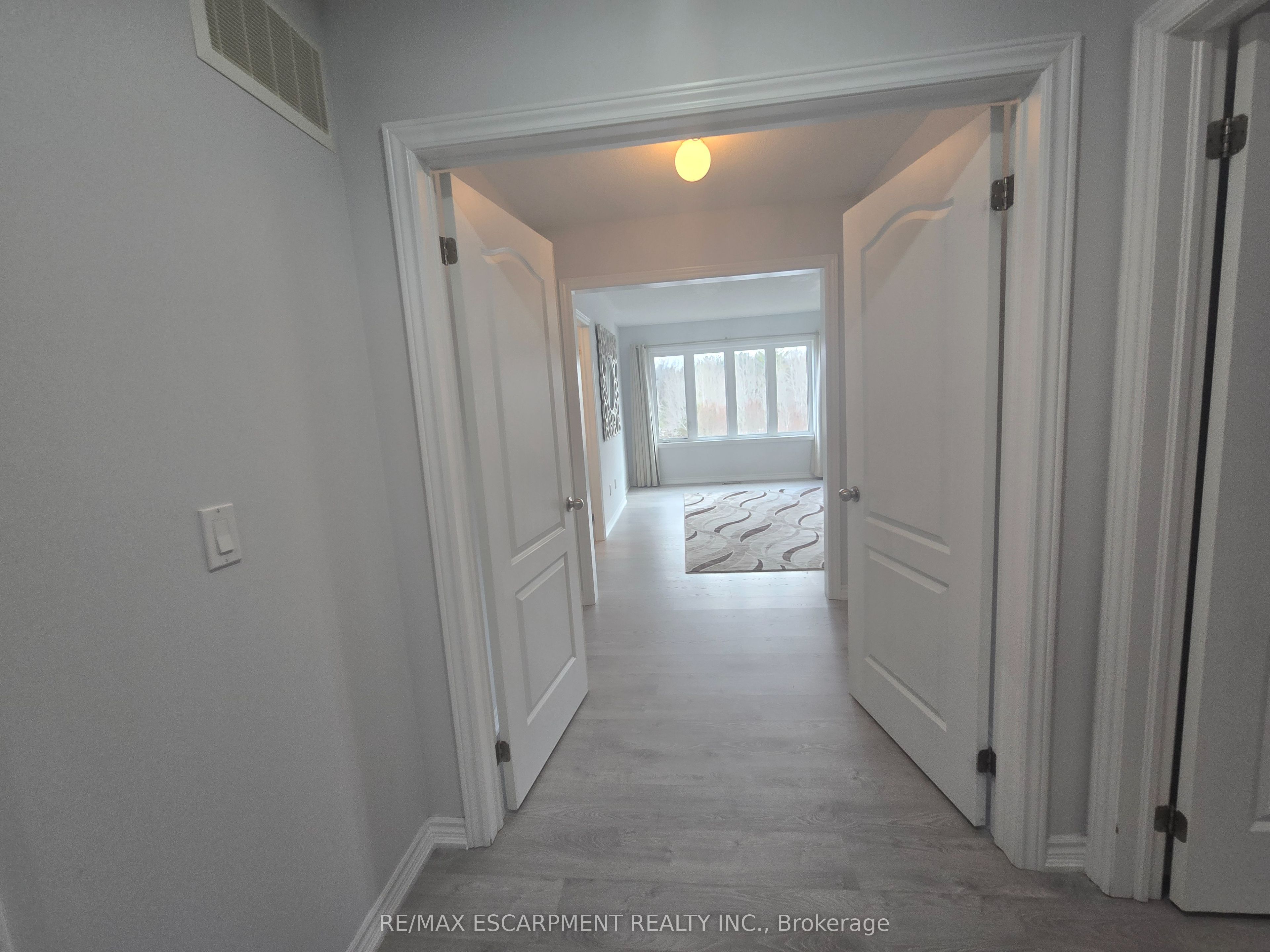 175 Gold Park Gate Property Photo 27