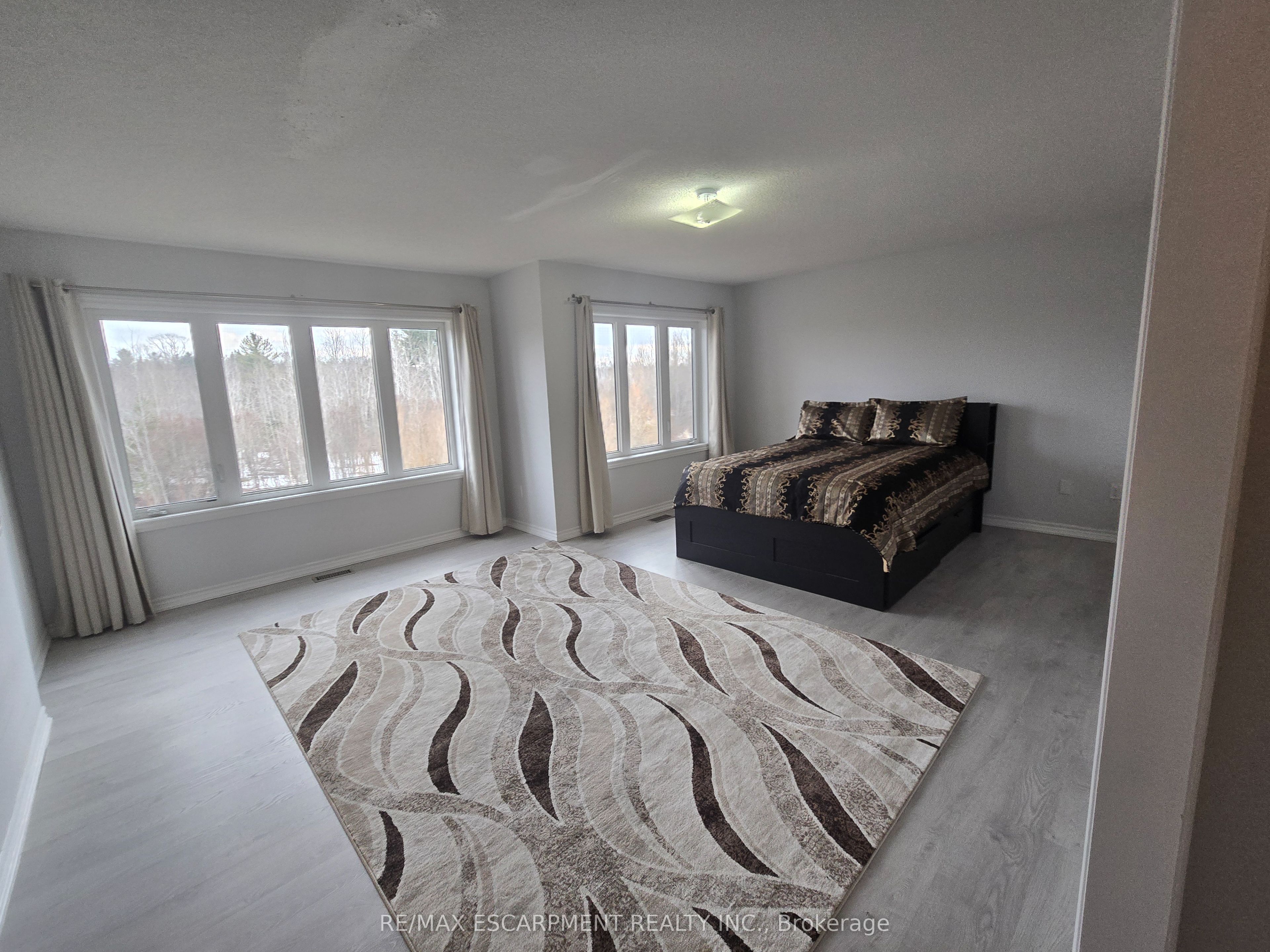 175 Gold Park Gate Property Photo 29
