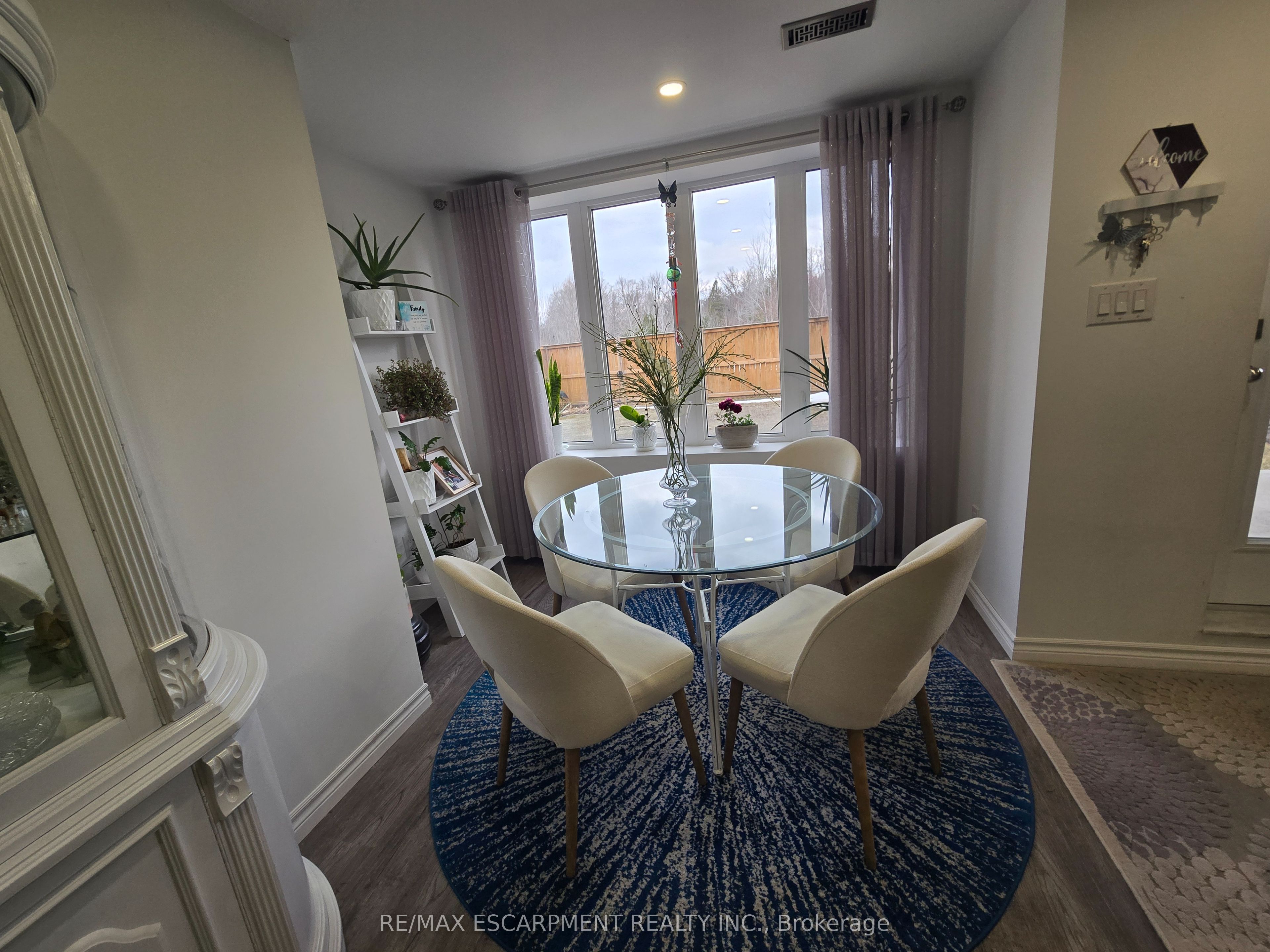 175 Gold Park Gate Property Photo 39