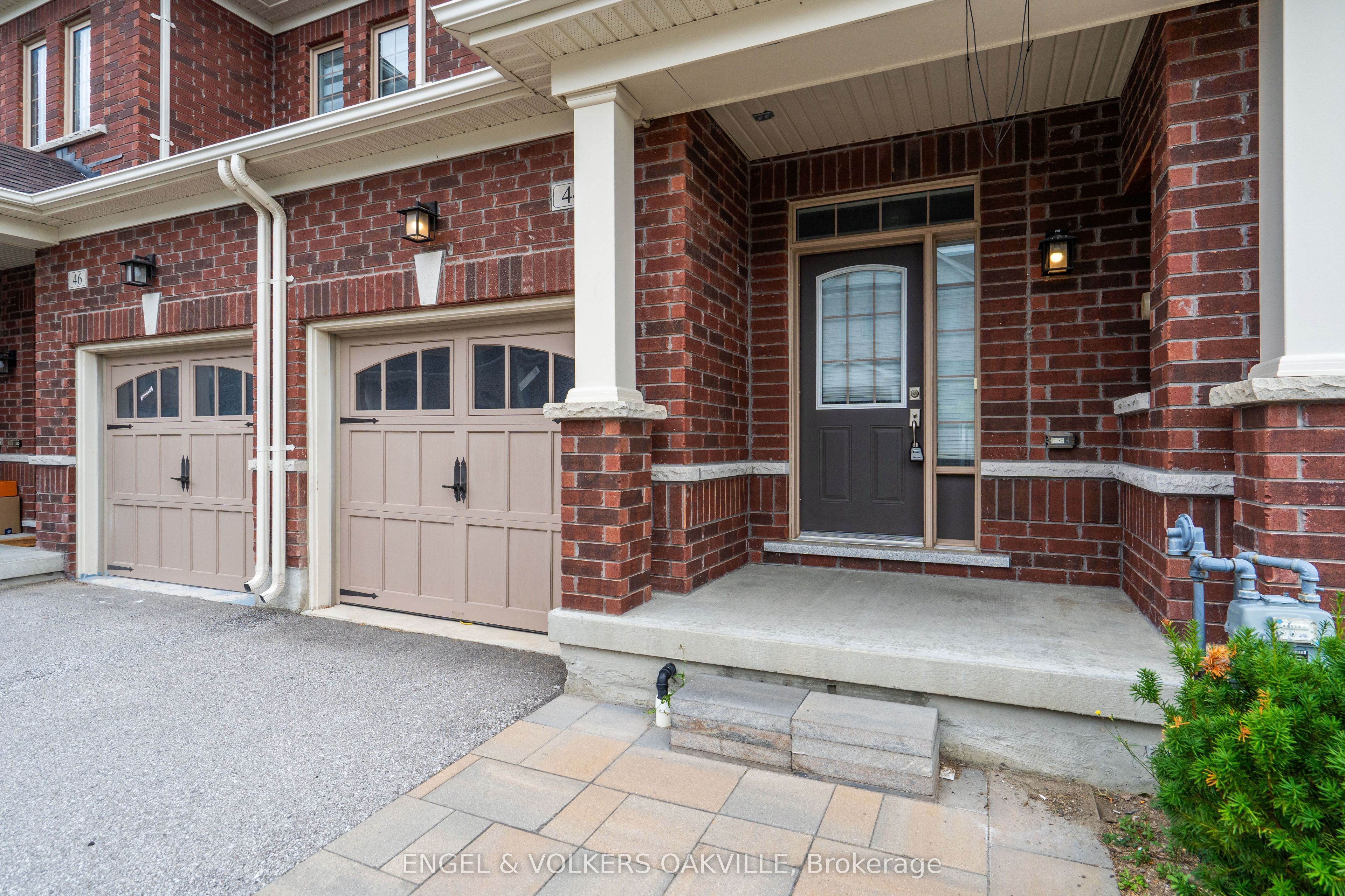 44 Clifford Crescent Property Photo 4
