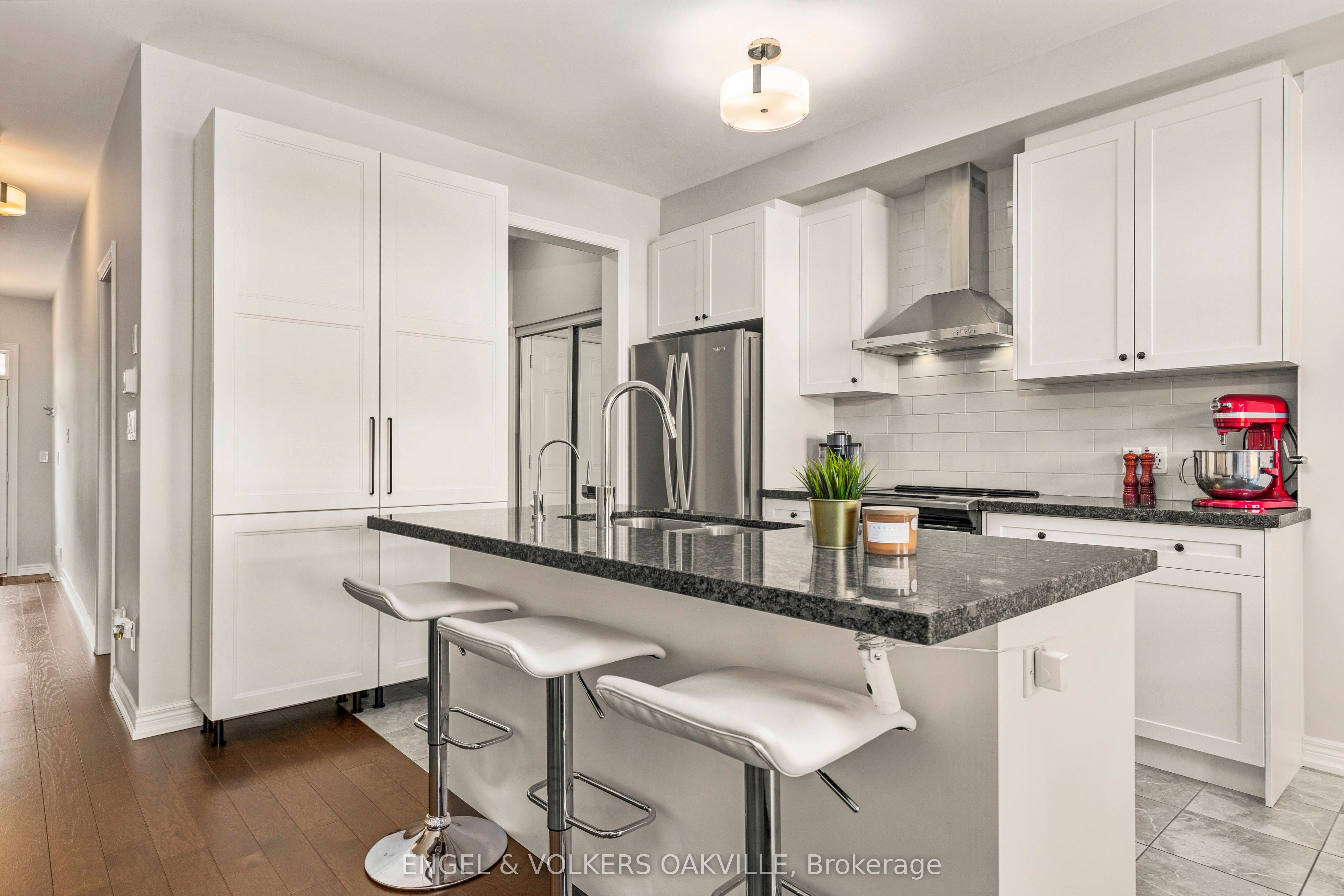 44 Clifford Crescent Property Photo 10