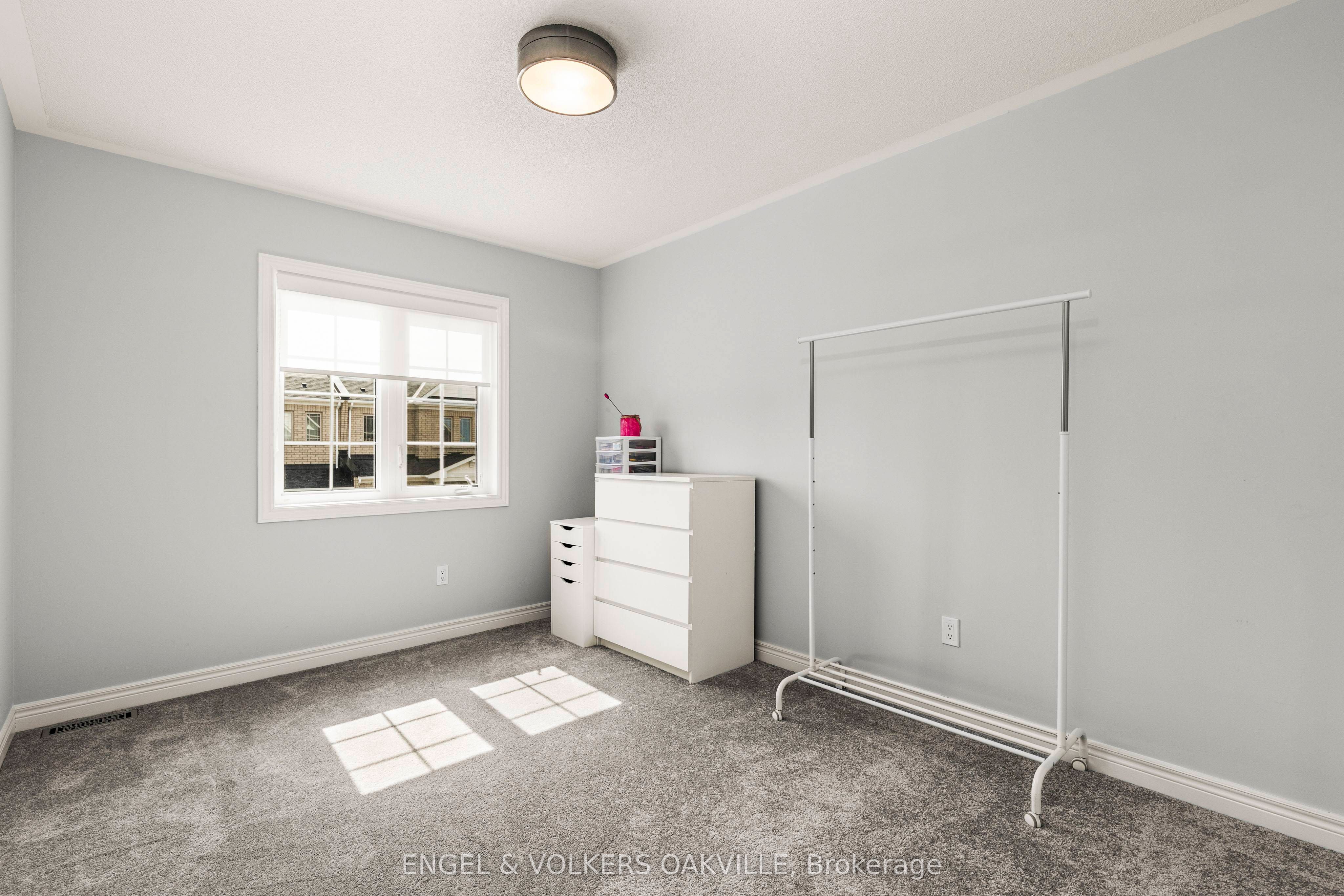 44 Clifford Crescent Property Photo 24