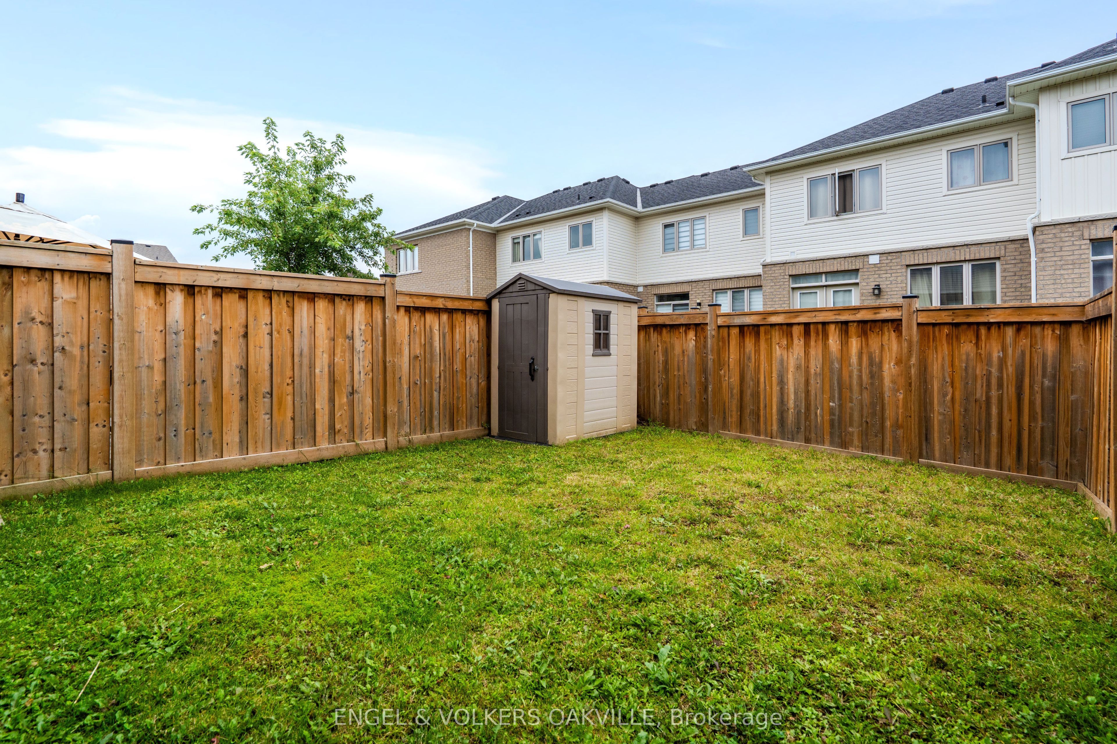 44 Clifford Crescent Property Photo 35