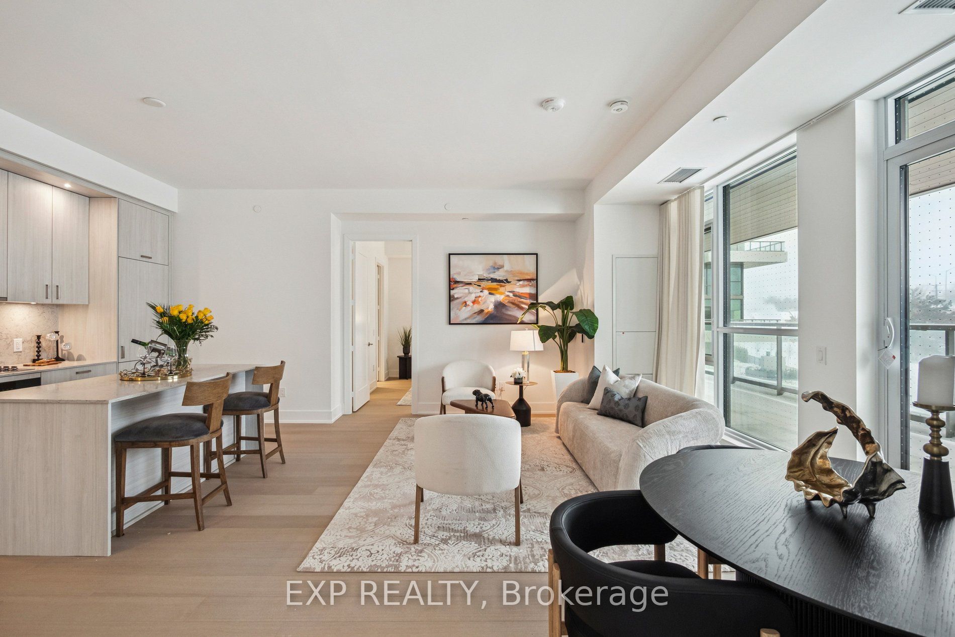 399 Royal Orchard Boulevard 315 Property Photo 6