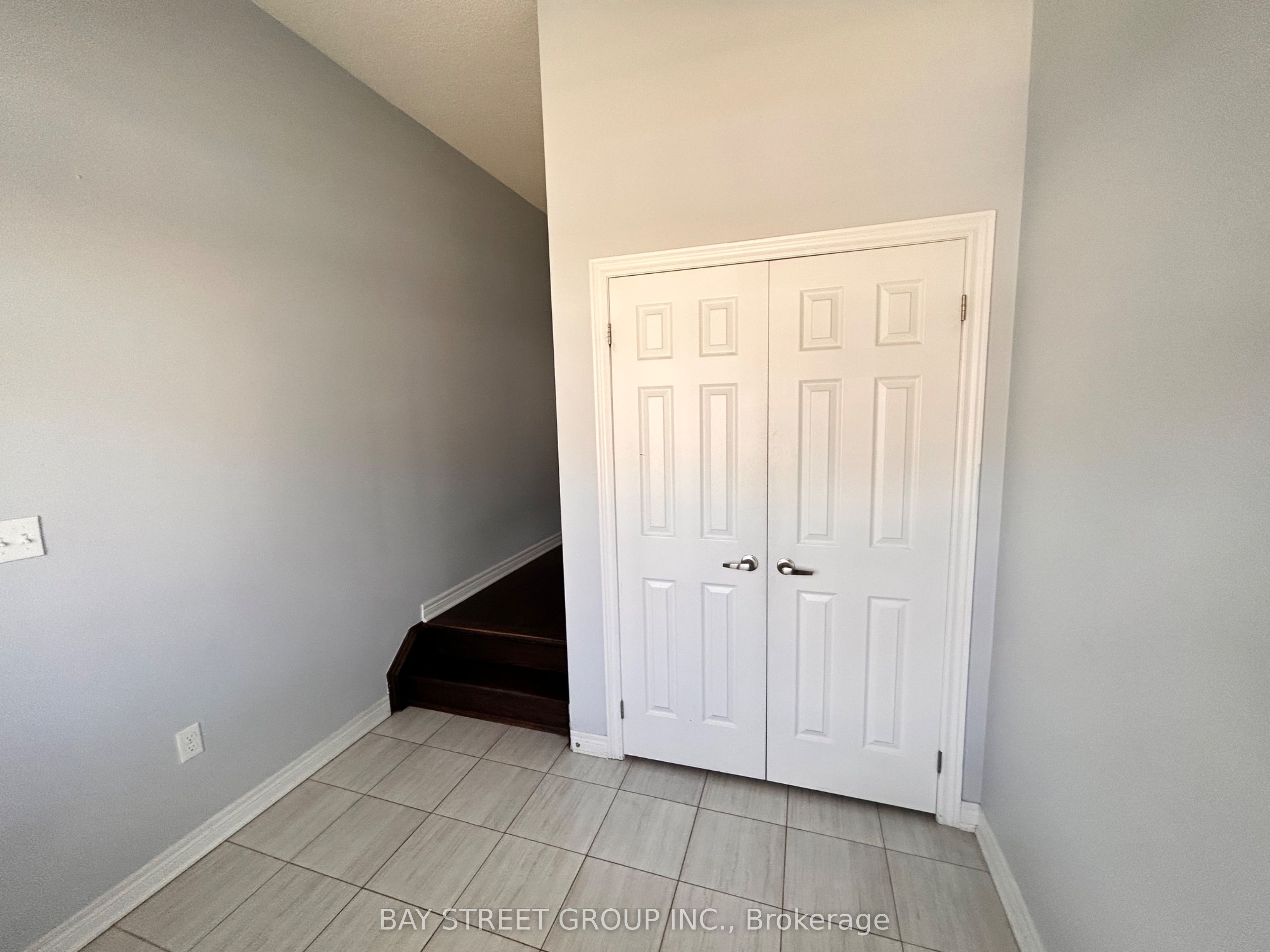 94 Titan Trail Property Photo 2