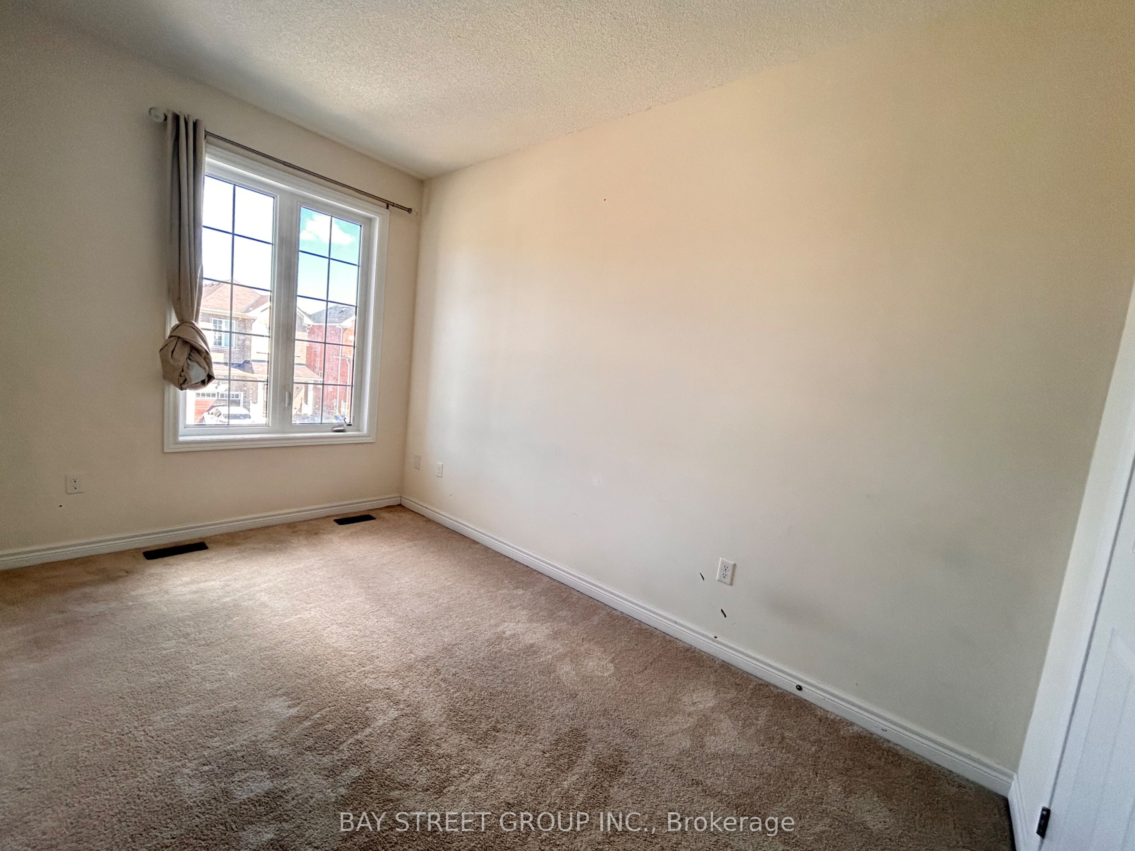 94 Titan Trail Property Photo 9