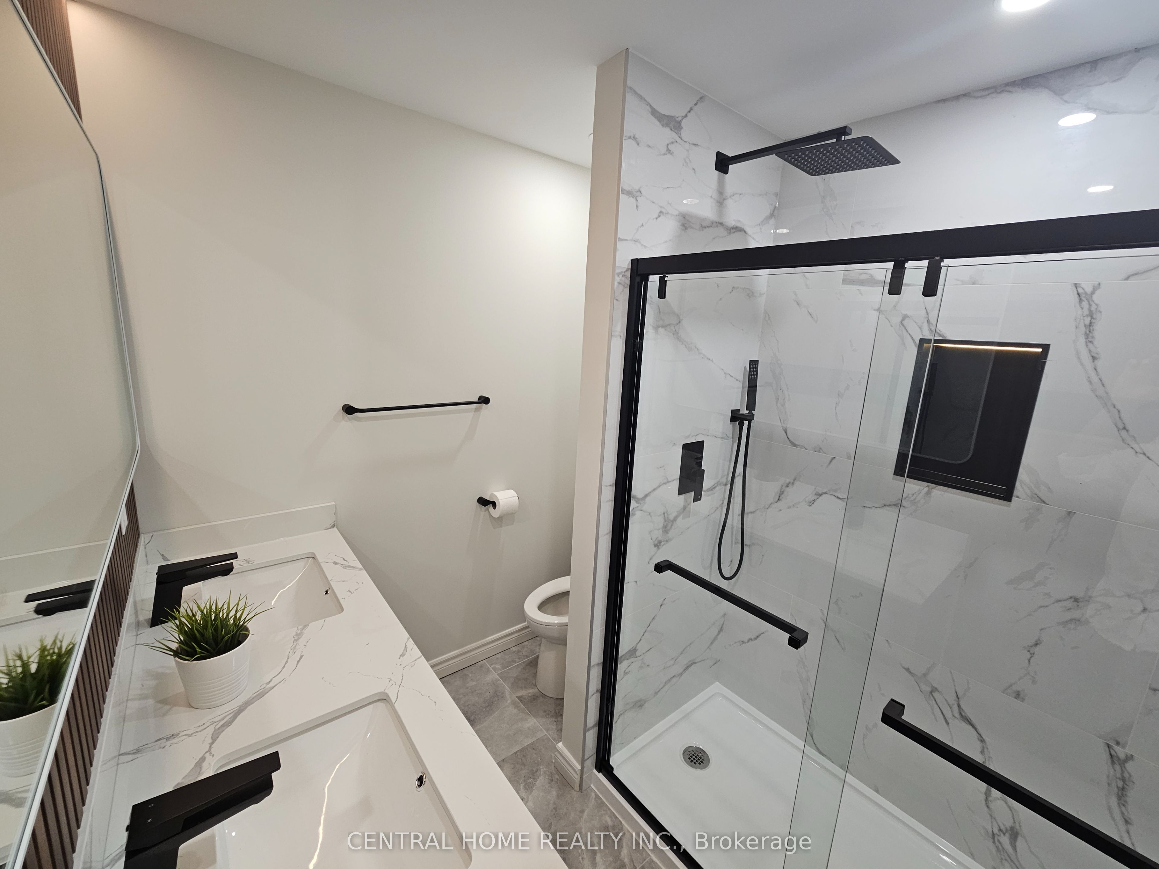 137 Willow Lane Property Photo 10