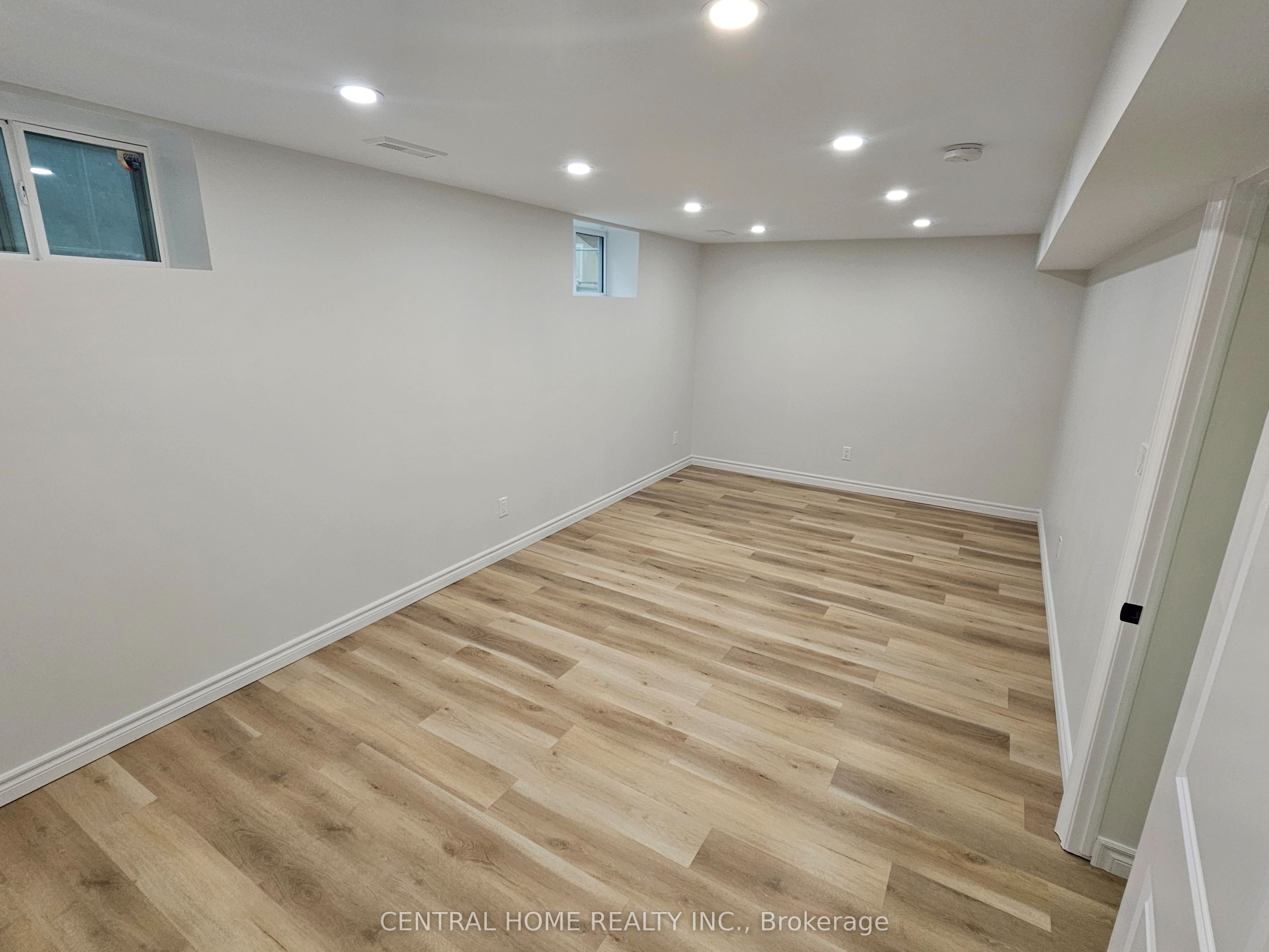 137 Willow Lane Property Photo 15