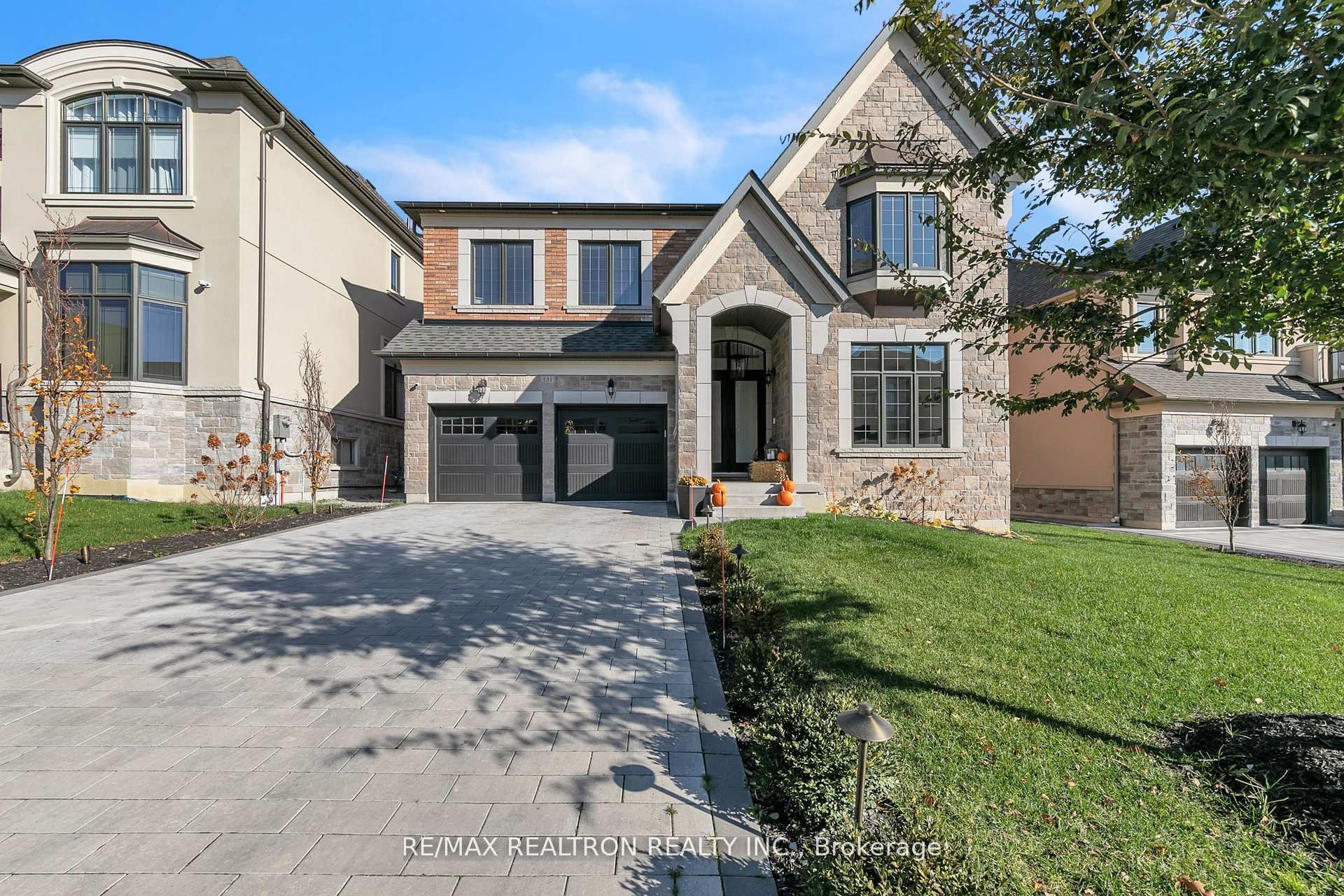 131 Lady Jessica Drive Property Photo 1