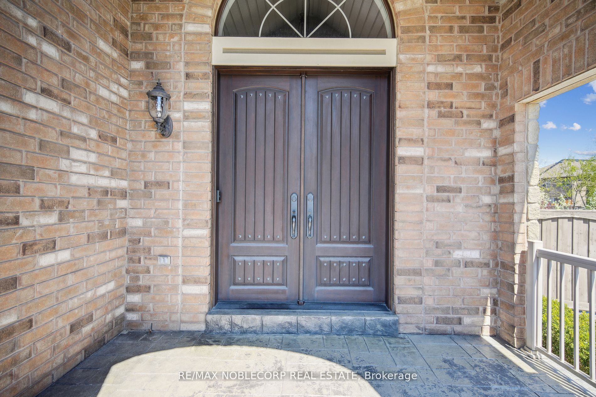 27 Gorman Avenue Property Photo 5